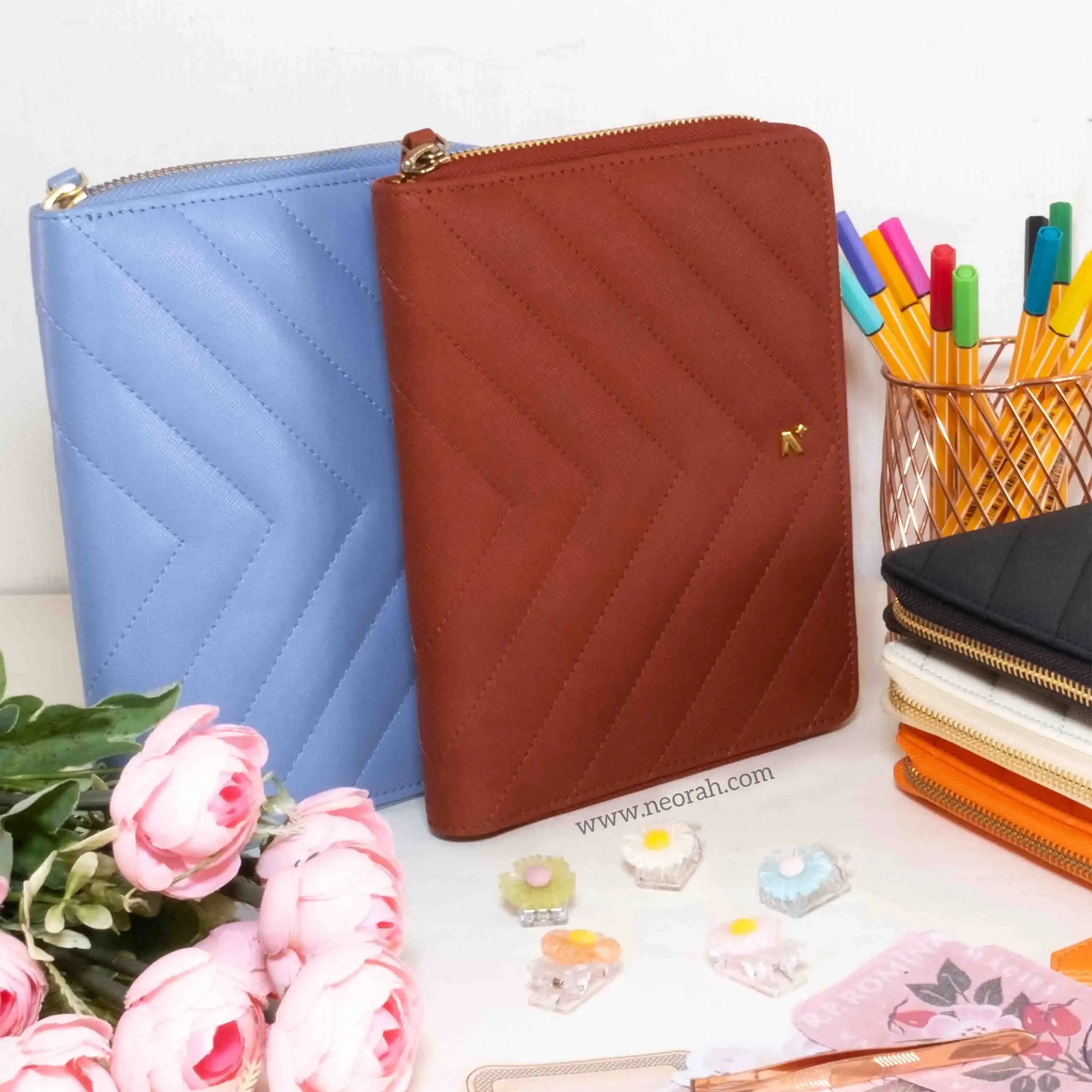 A5 - REFILLABLE QUILTED ORGANISER SLEEVE - ZIP - Image 42