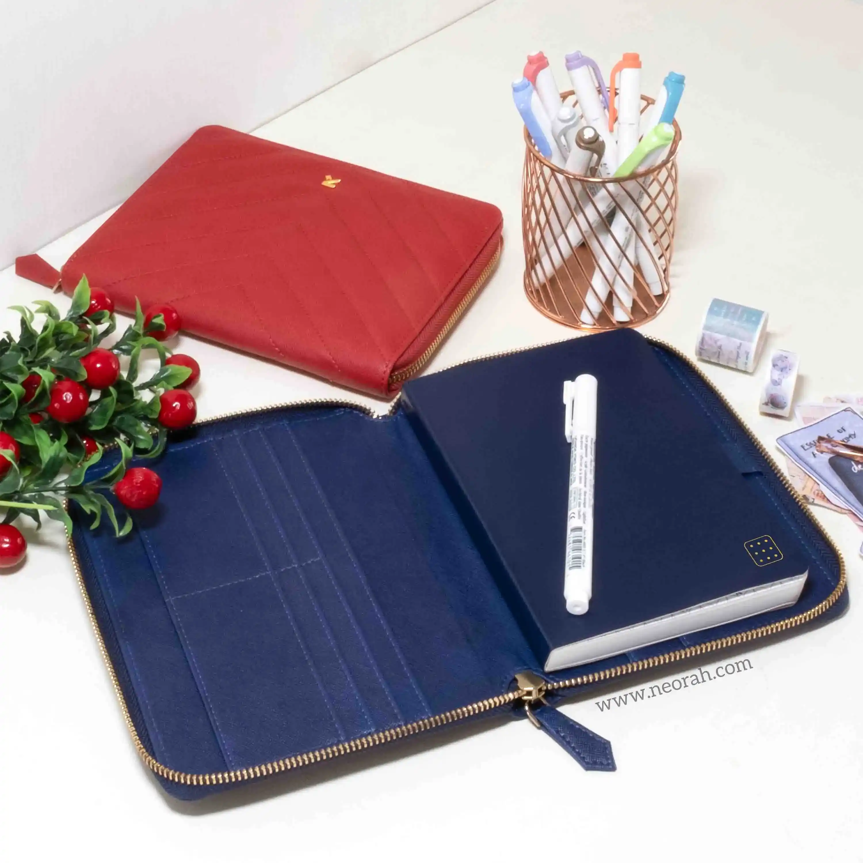 A5 - REFILLABLE QUILTED ORGANISER SLEEVE - ZIP - Image 65