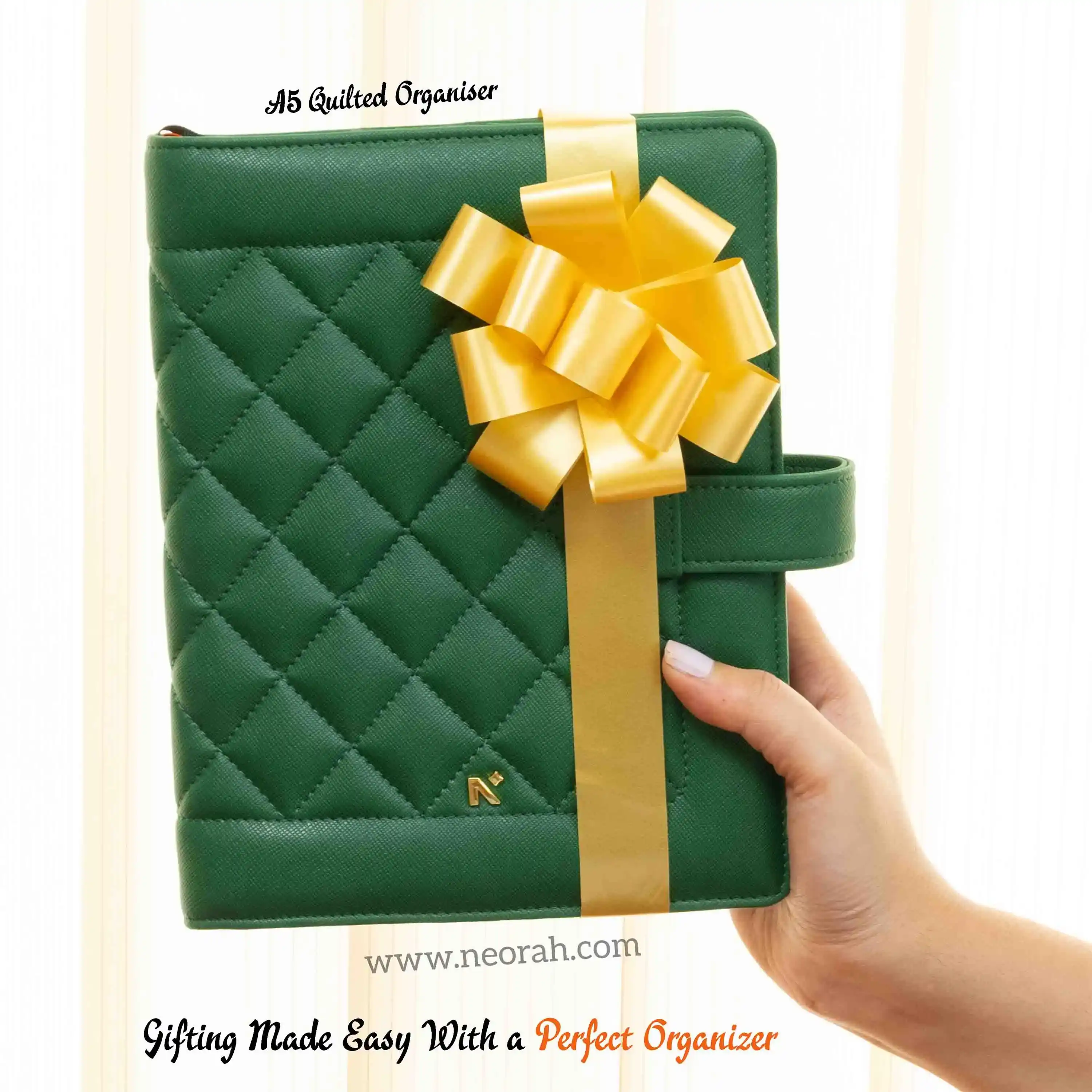 A5 - REFILLABLE QUILTED ORGANISER SLEEVE WITH LOOP - Image 109