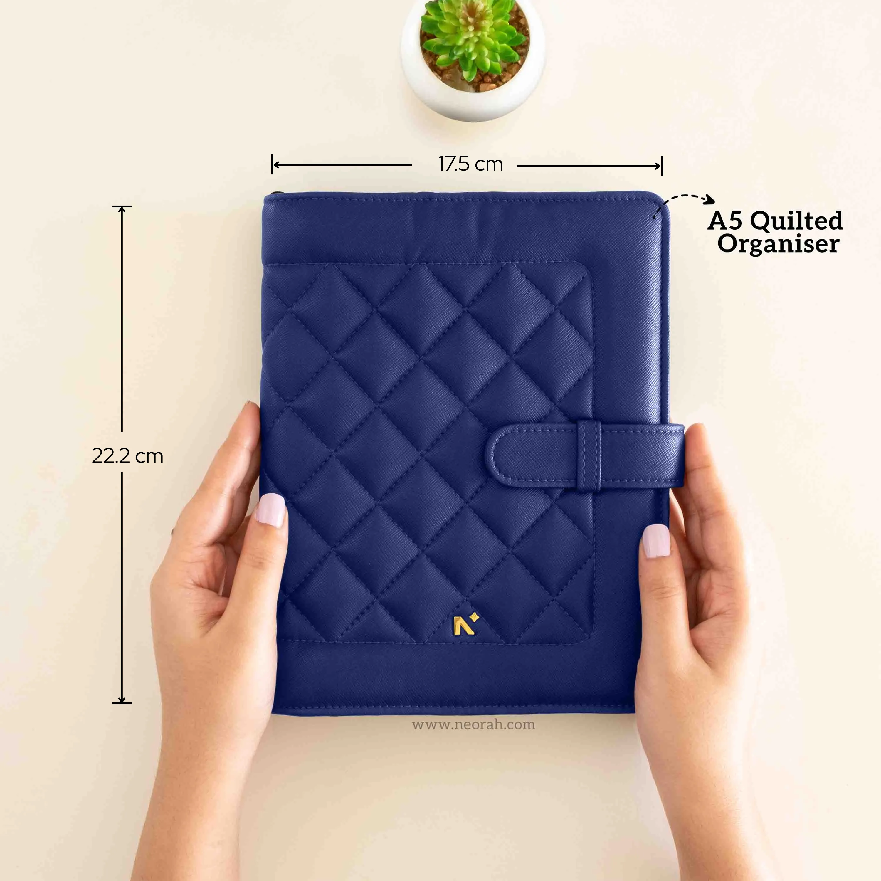 A5 - REFILLABLE QUILTED ORGANISER SLEEVE WITH LOOP - Image 87