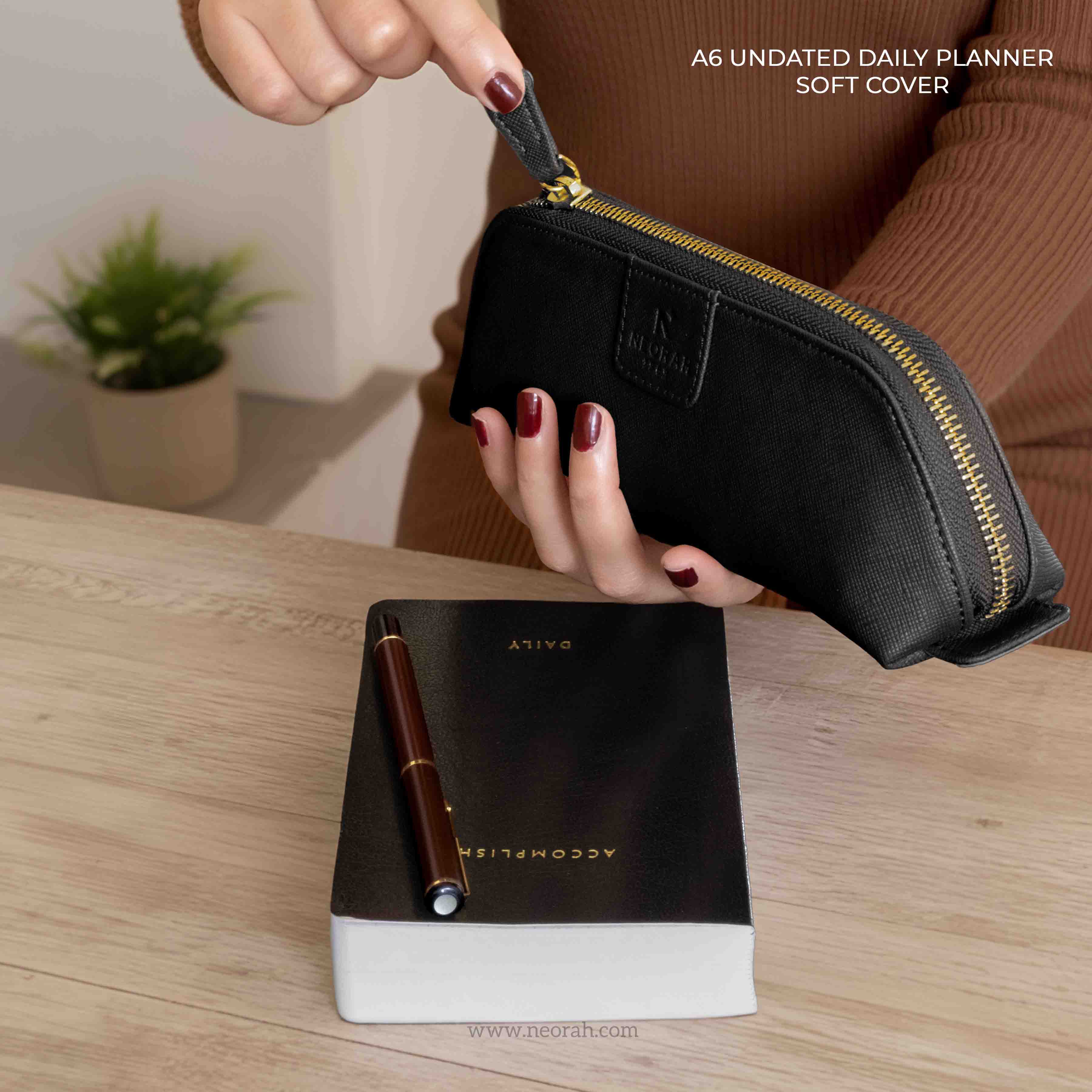 A6 - UNDATED - DAILY PLANNER - SOFT COVER - Image 4