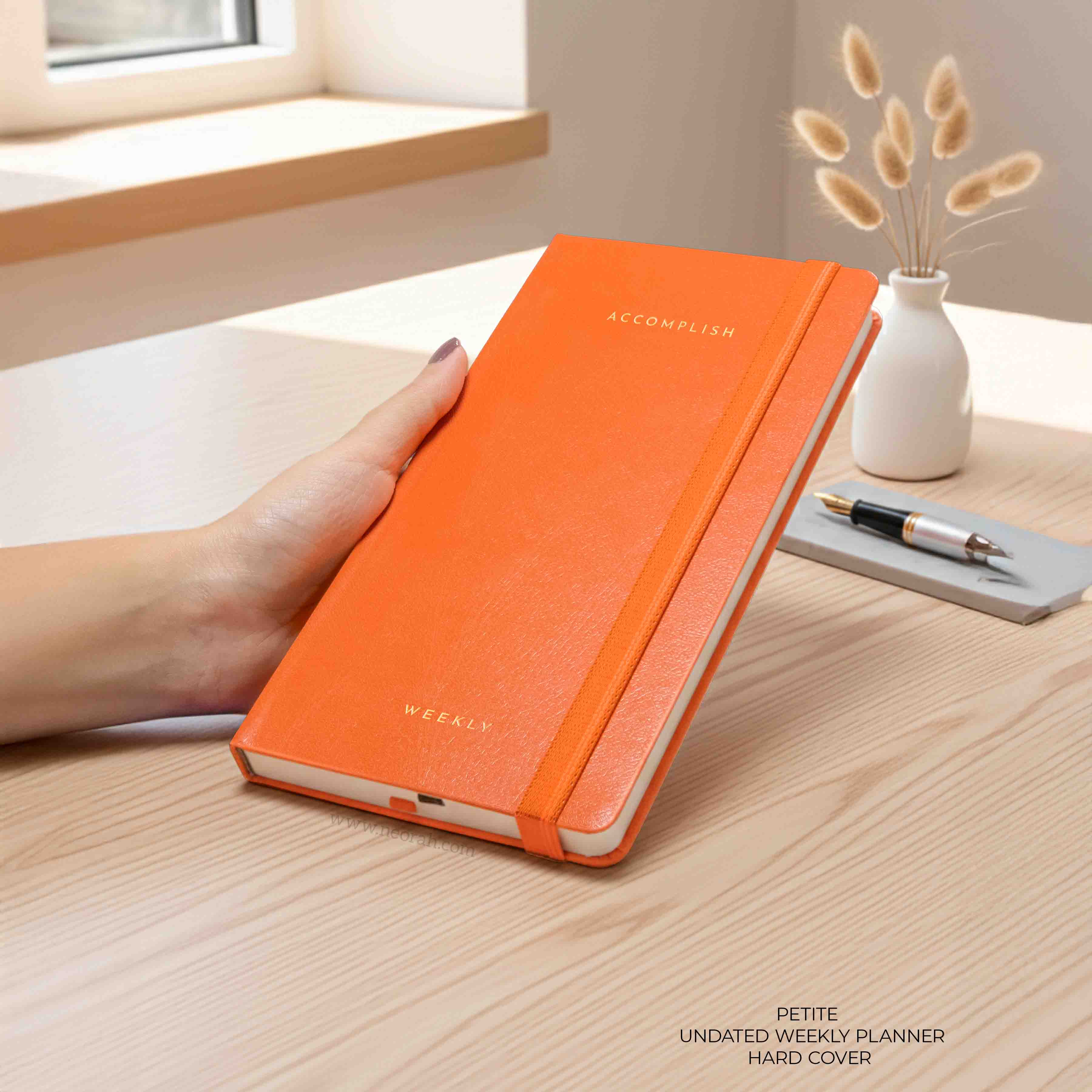 PETITE - UNDATED - WEEKLY PLANNER - HARD COVER - Image 105