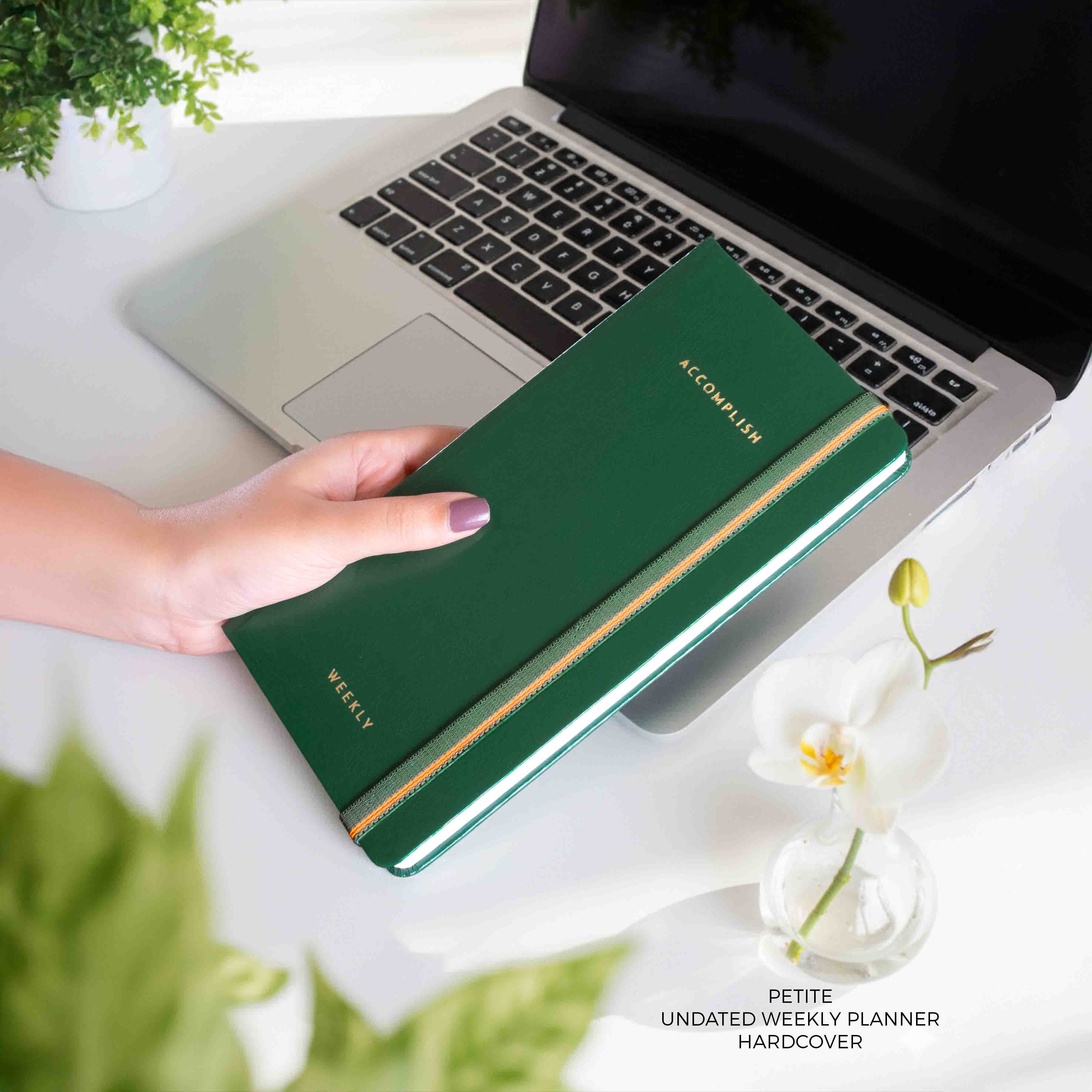 PETITE - UNDATED - WEEKLY PLANNER - HARD COVER - Image 160