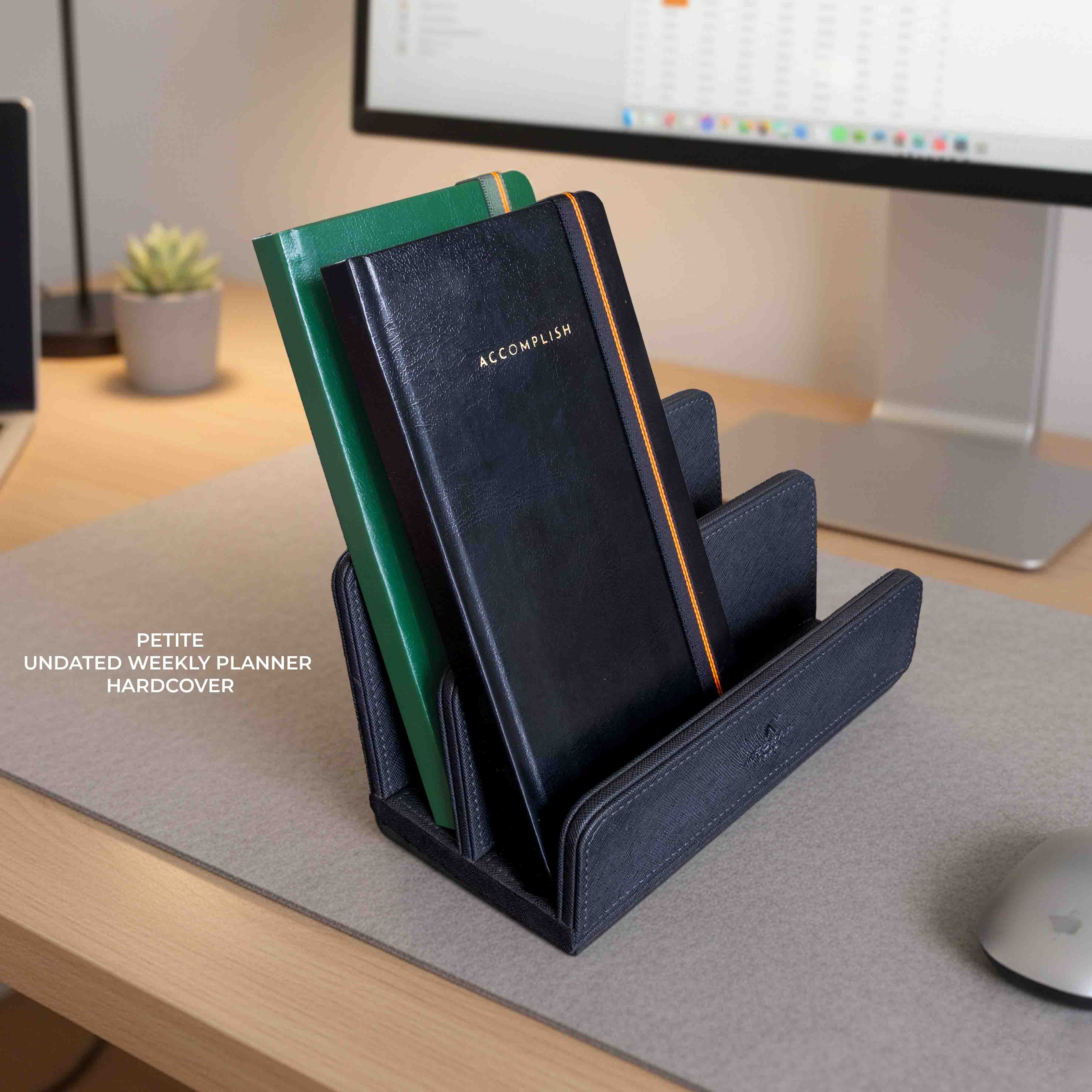 PETITE - UNDATED - WEEKLY PLANNER - HARD COVER - Image 162