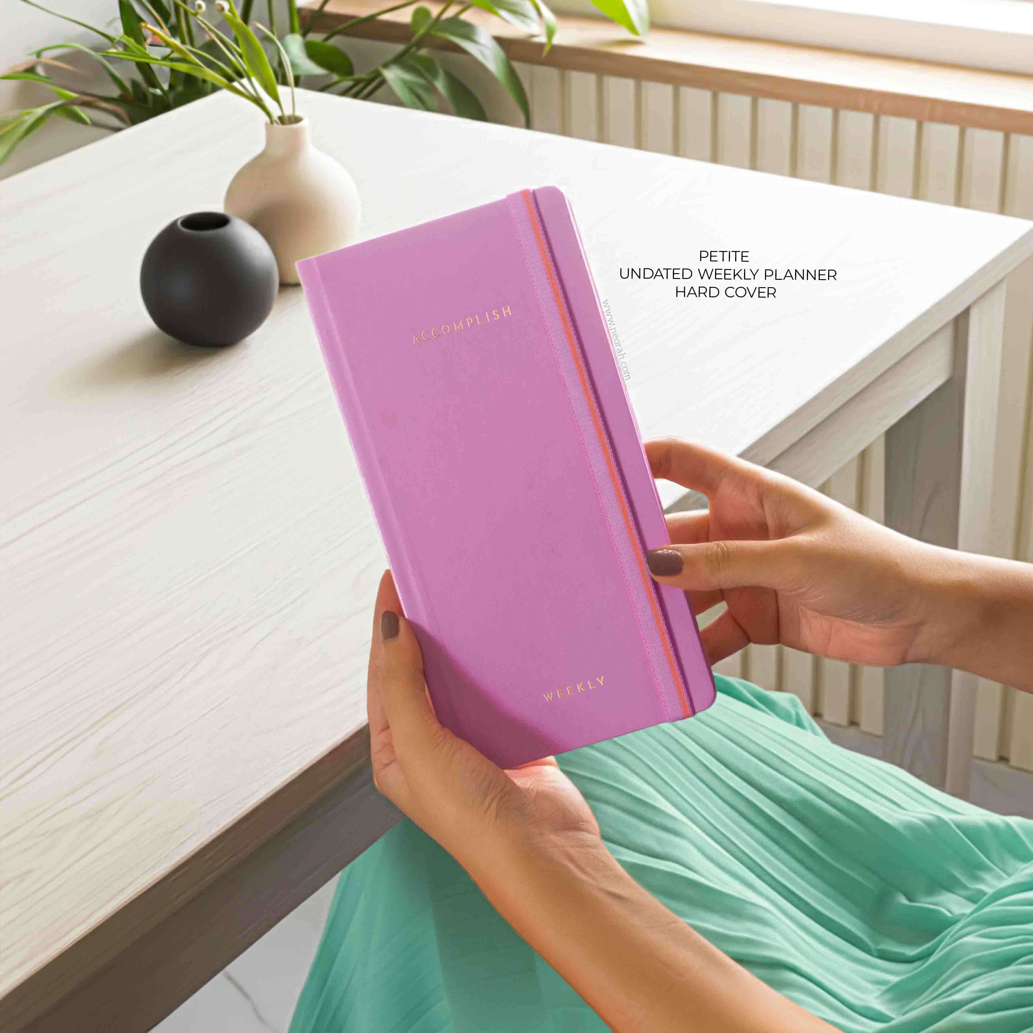 PETITE - UNDATED - WEEKLY PLANNER - HARD COVER - Image 66
