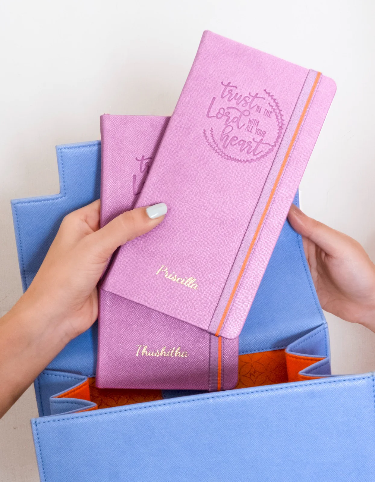 PETITE - UNDATED - WEEKLY PLANNER - HARD COVER - Image 73