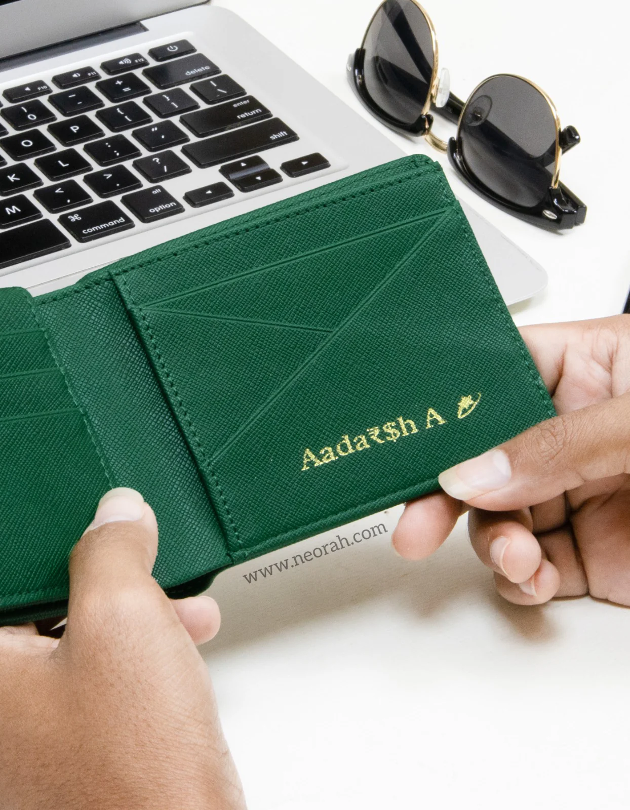 BIFOLD WALLET FOR MEN + KEYCHAIN - Image 64