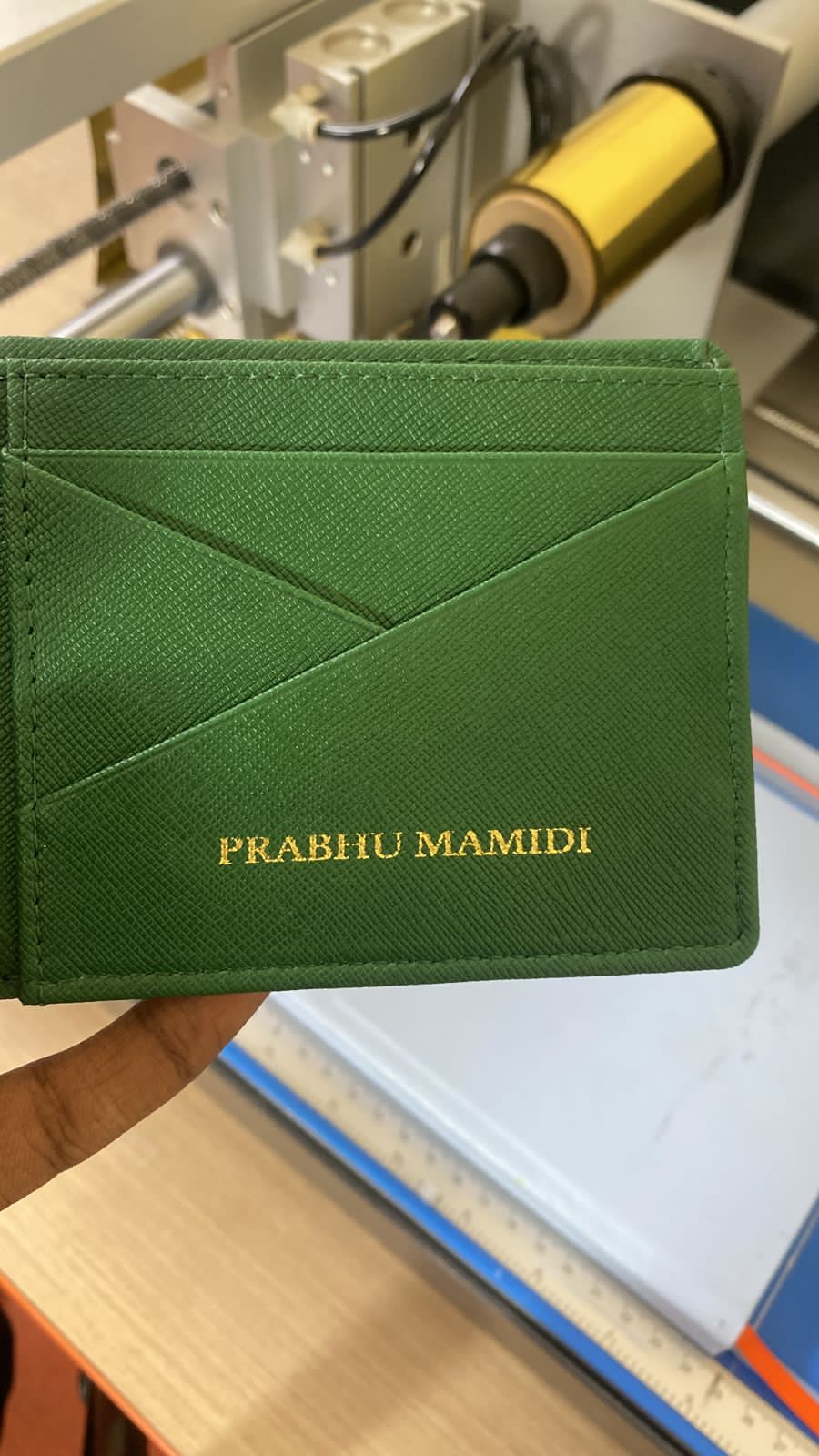 BIFOLD WALLET FOR MEN + KEYCHAIN - Image 71