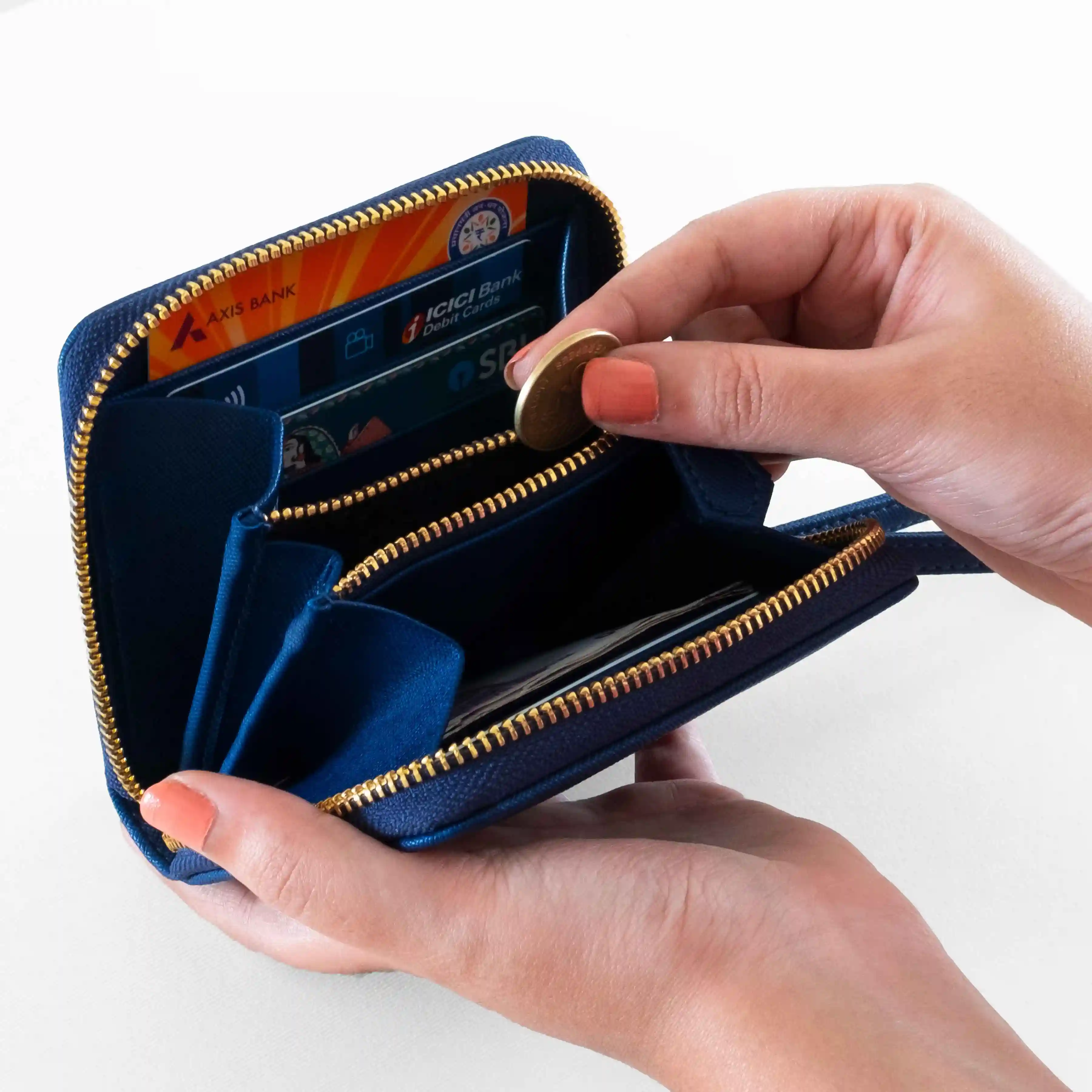 BIJOU - WOMEN ZIP AROUND WALLET WITH WRISTLET - Image 19