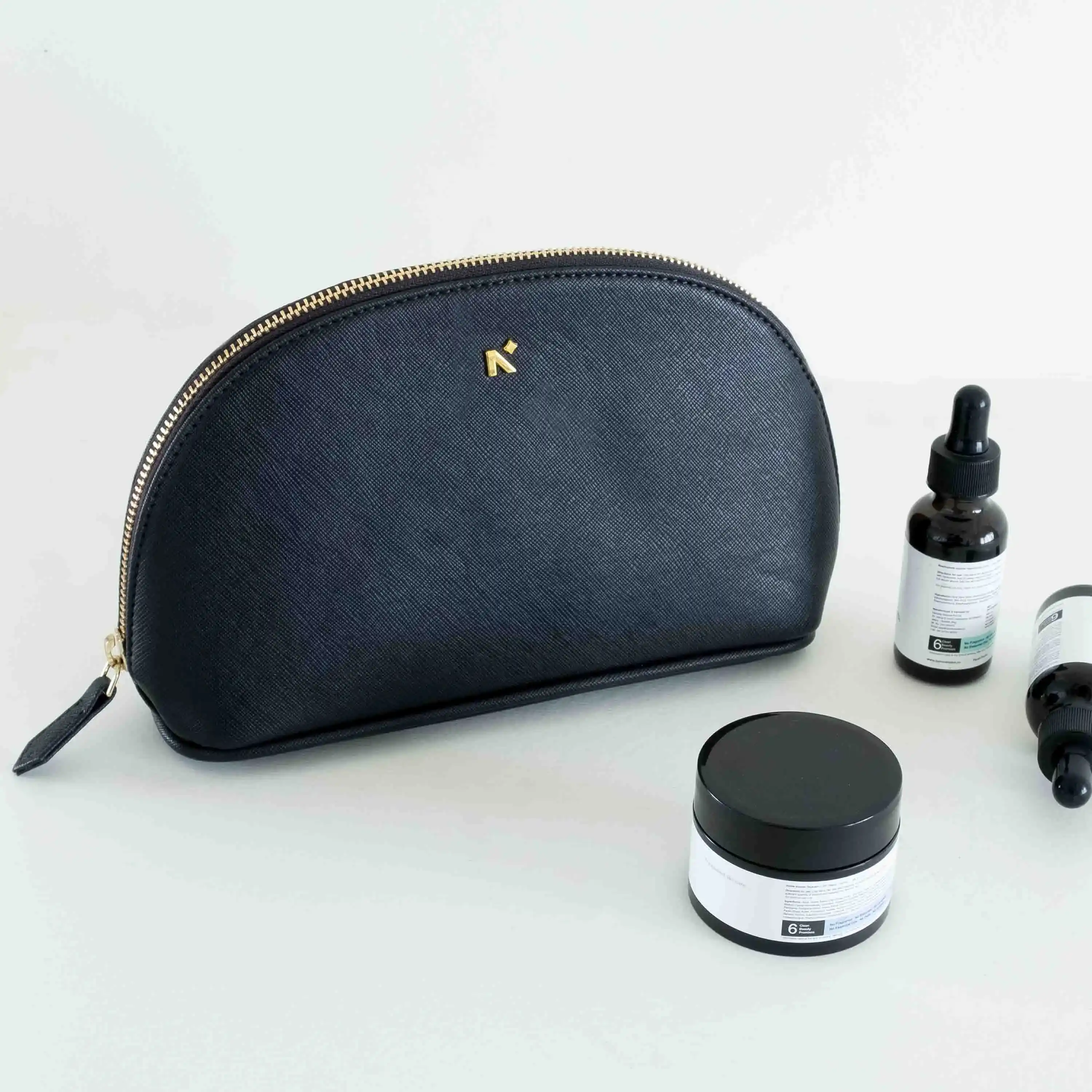 TRAVEL POUCH - Image 18