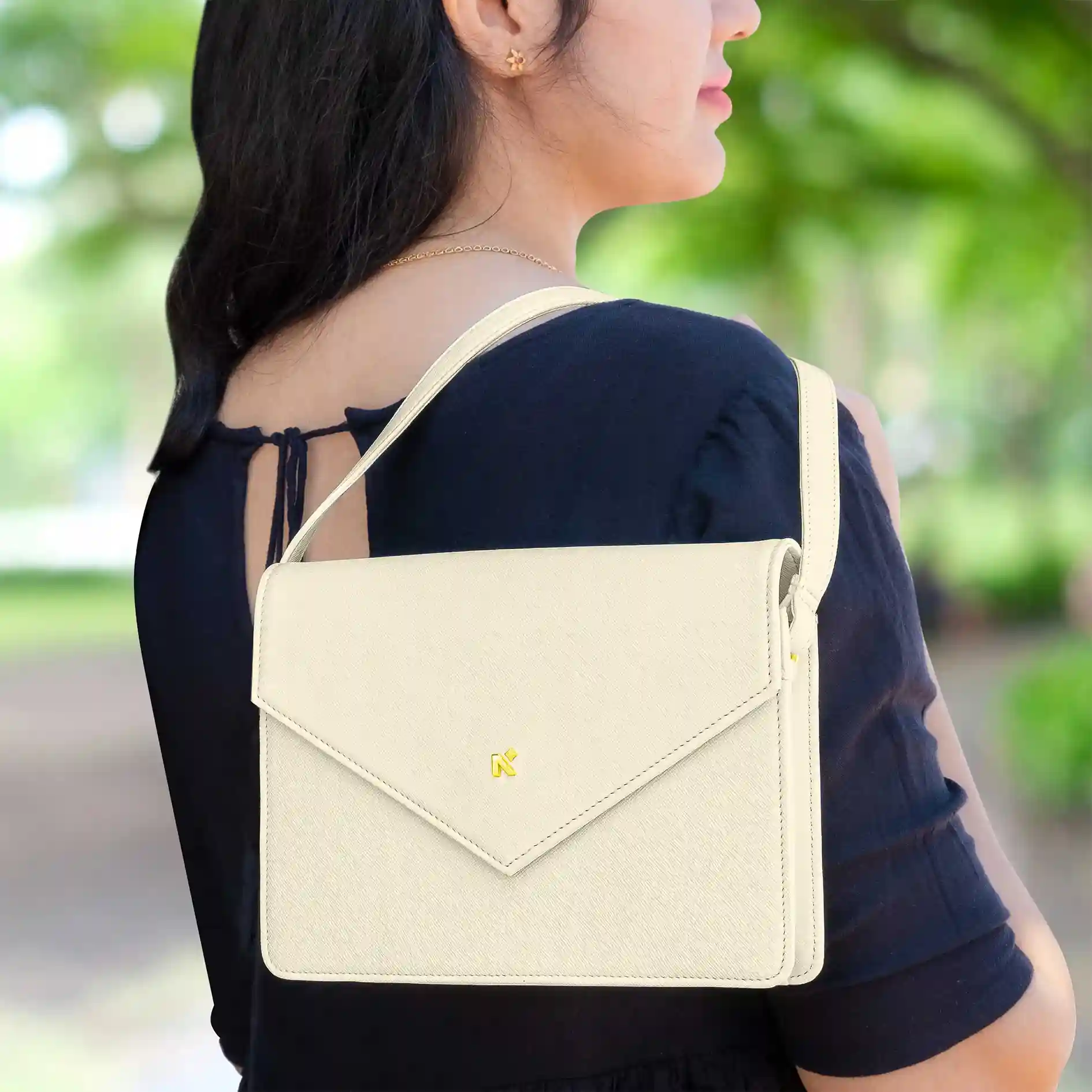 EMMA | CROSSBODY SLING BAG | ENVELOPE - Image 27