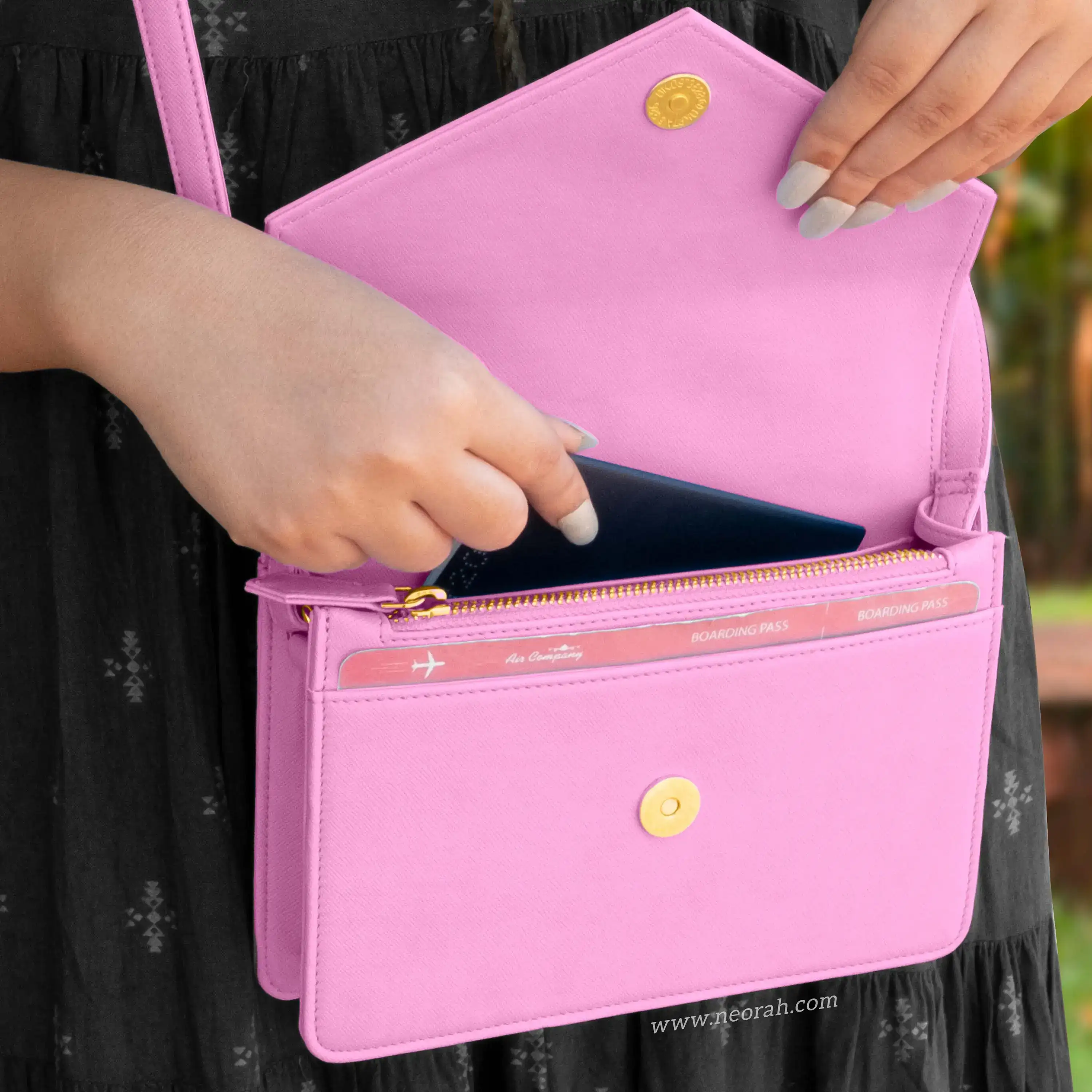 EMMA | CROSSBODY SLING BAG | ENVELOPE - Image 79