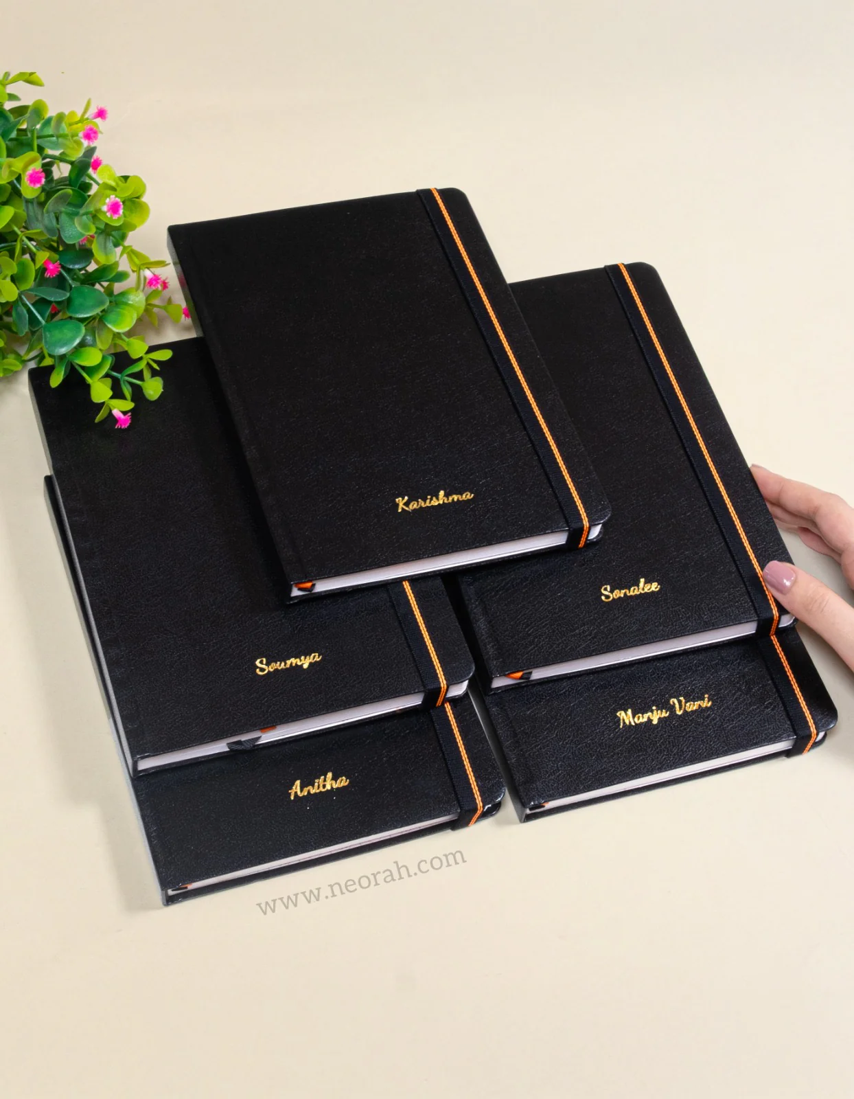 PERSONALISE YOUR PRODUCT (TEXT)- GOLD - Image 10