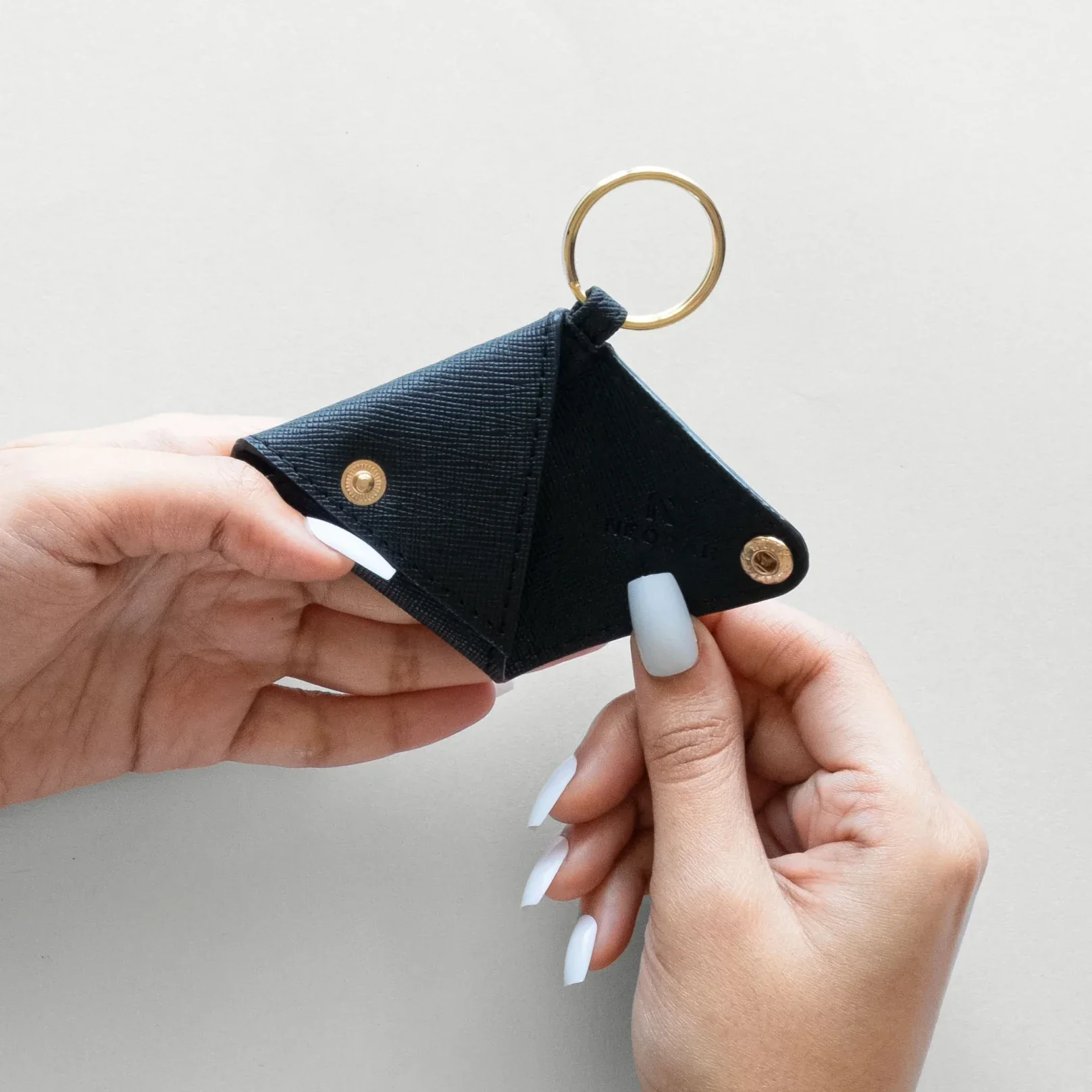 KEY CHAIN - TRIANGLE - Image 14