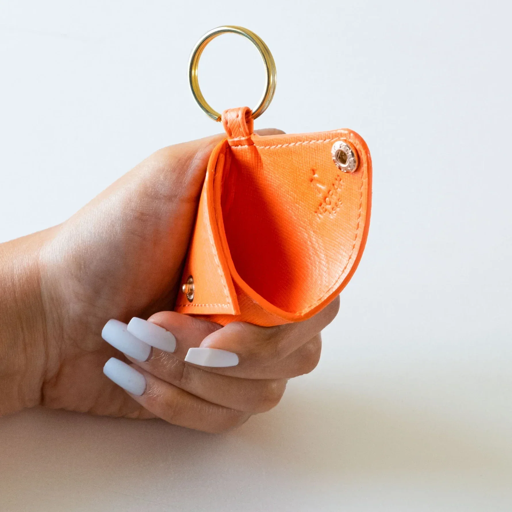 KEY CHAIN - TRIANGLE - Image 33