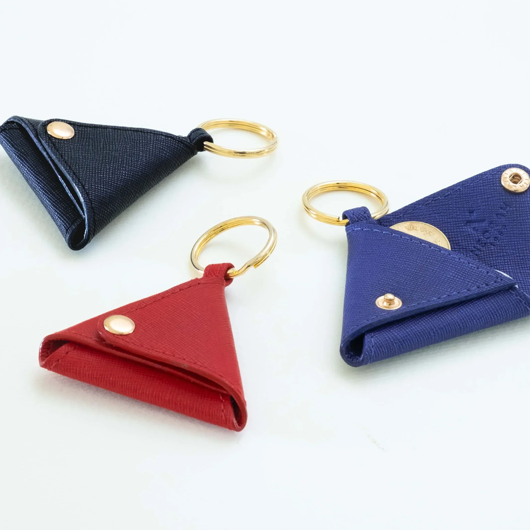 KEY CHAIN - TRIANGLE - Image 5