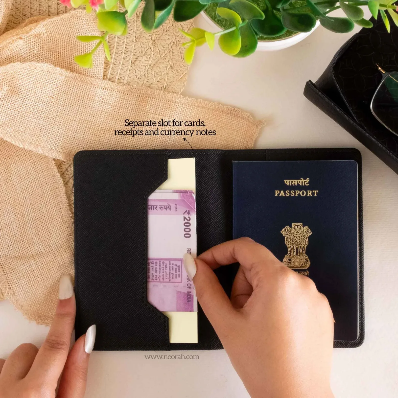B7 - ORGANISER / PASSPORT COVER - Image 30
