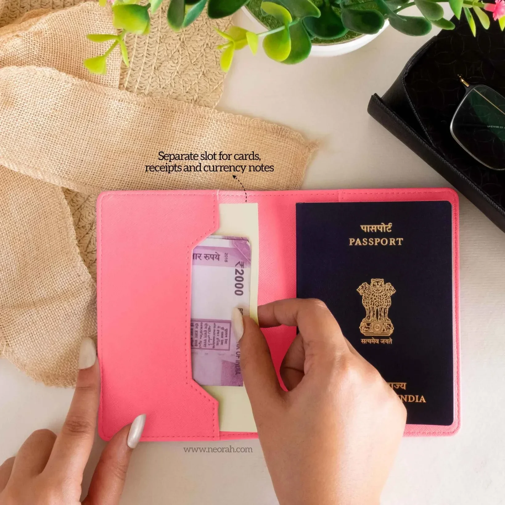 B7 - ORGANISER / PASSPORT COVER - Image 89