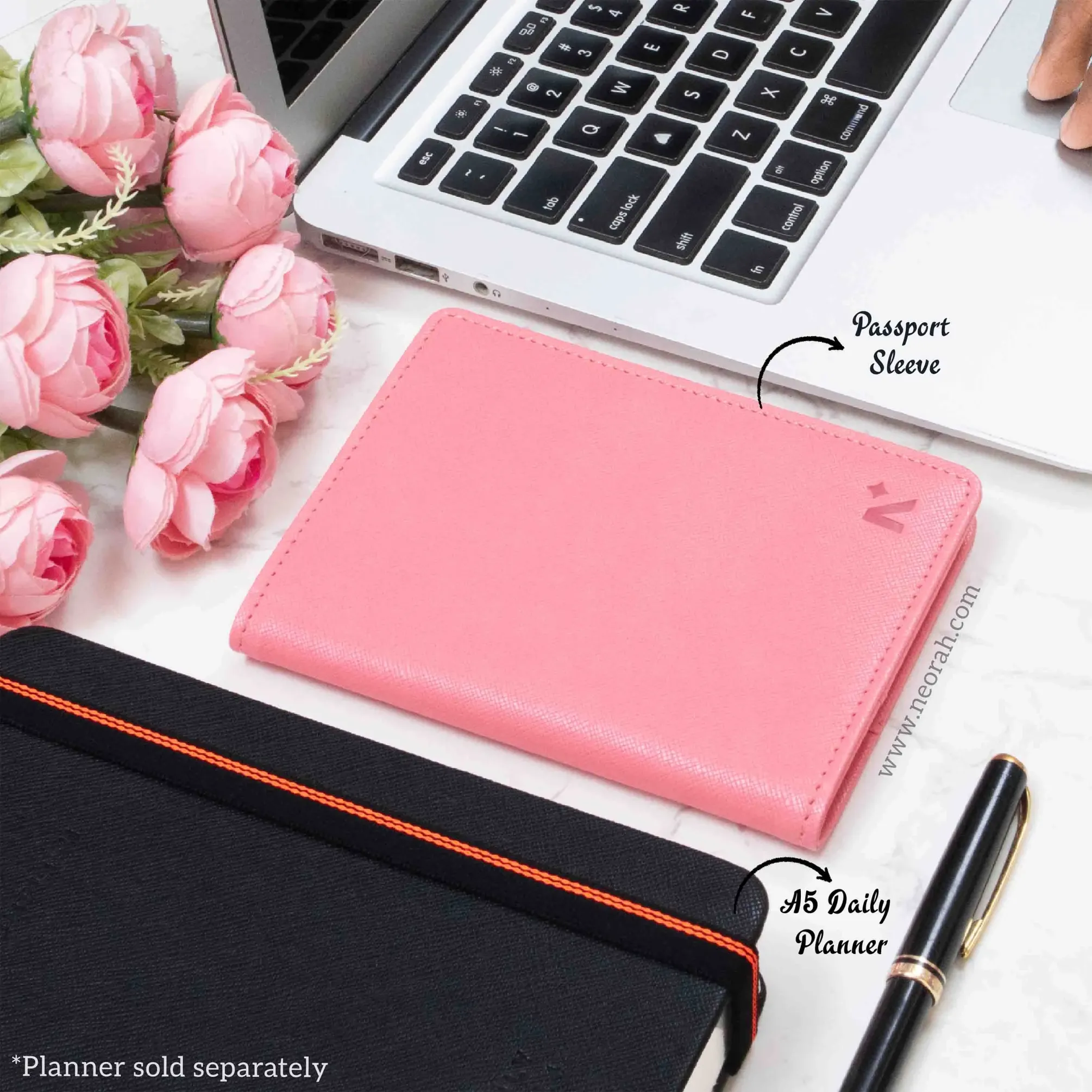 B7 - ORGANISER / PASSPORT COVER - Image 94