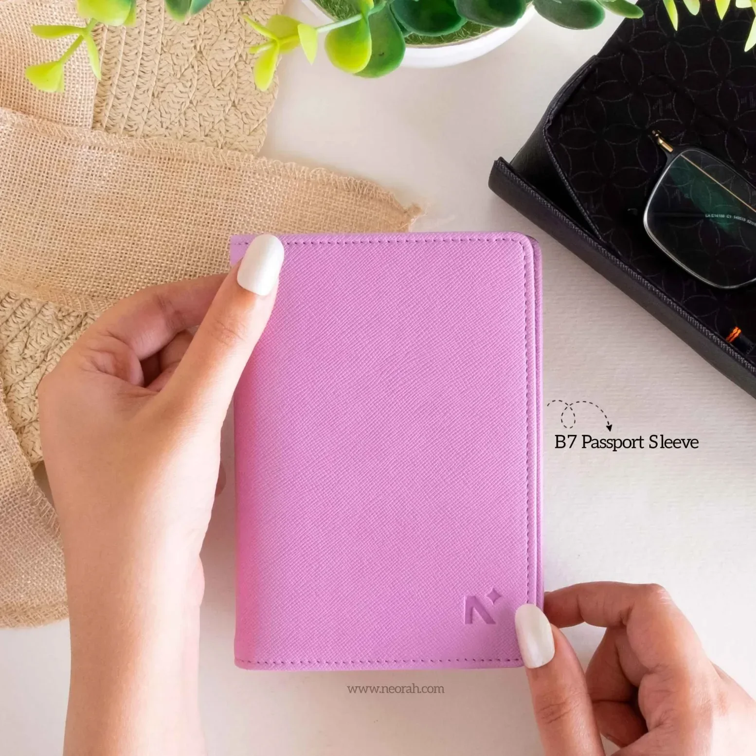 B7 - ORGANISER / PASSPORT COVER - Image 95