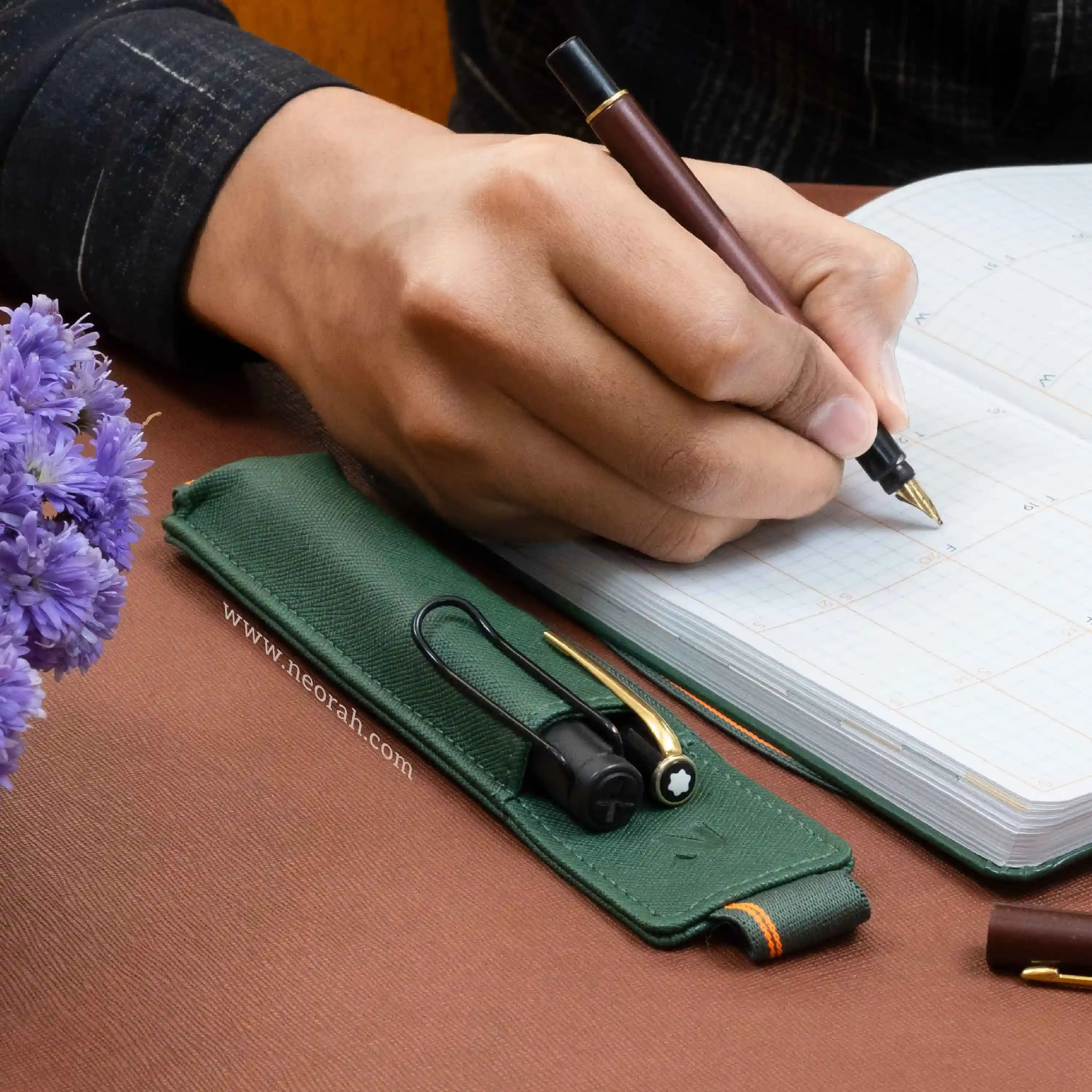 PEN HOLDER - Image 35