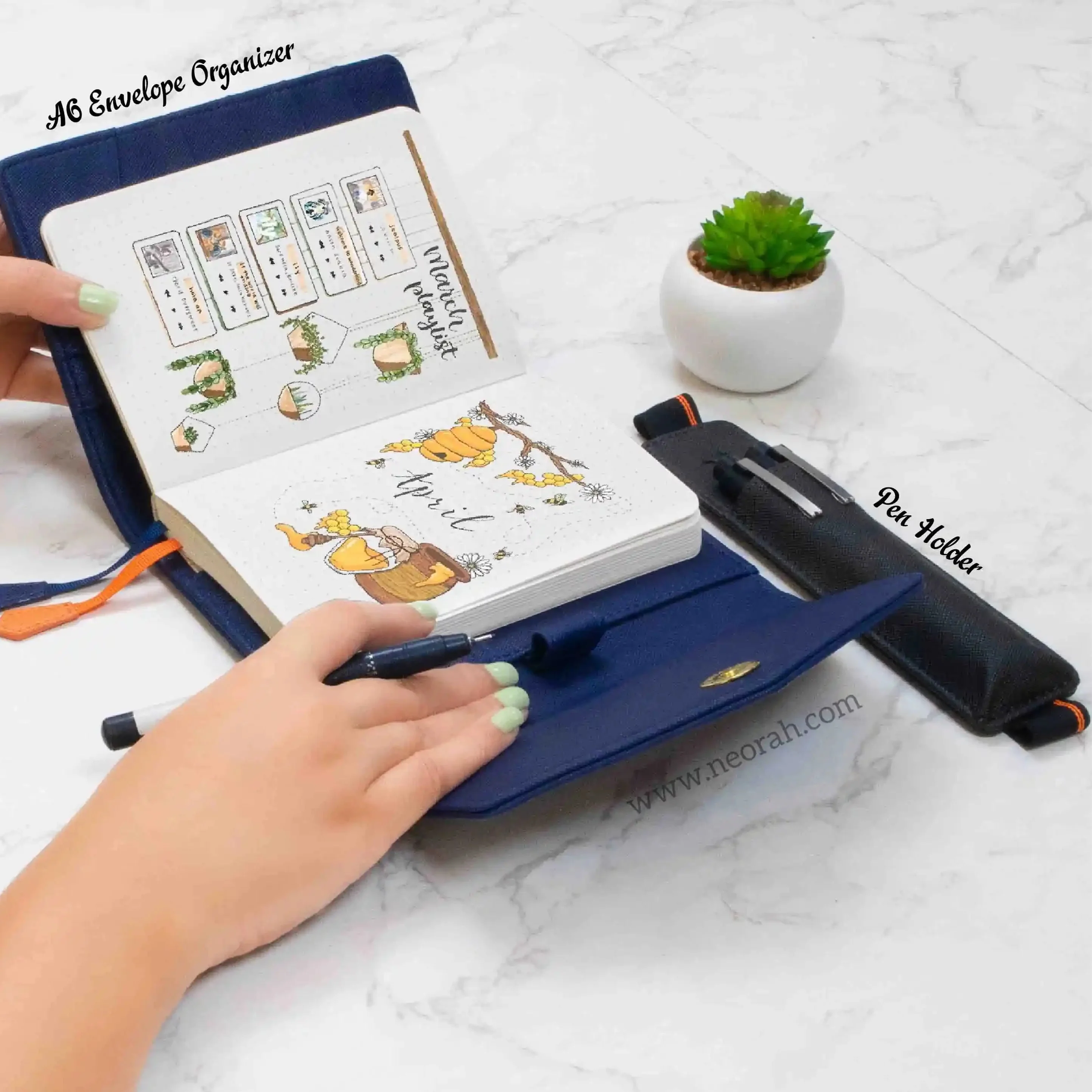 PEN HOLDER - Image 72