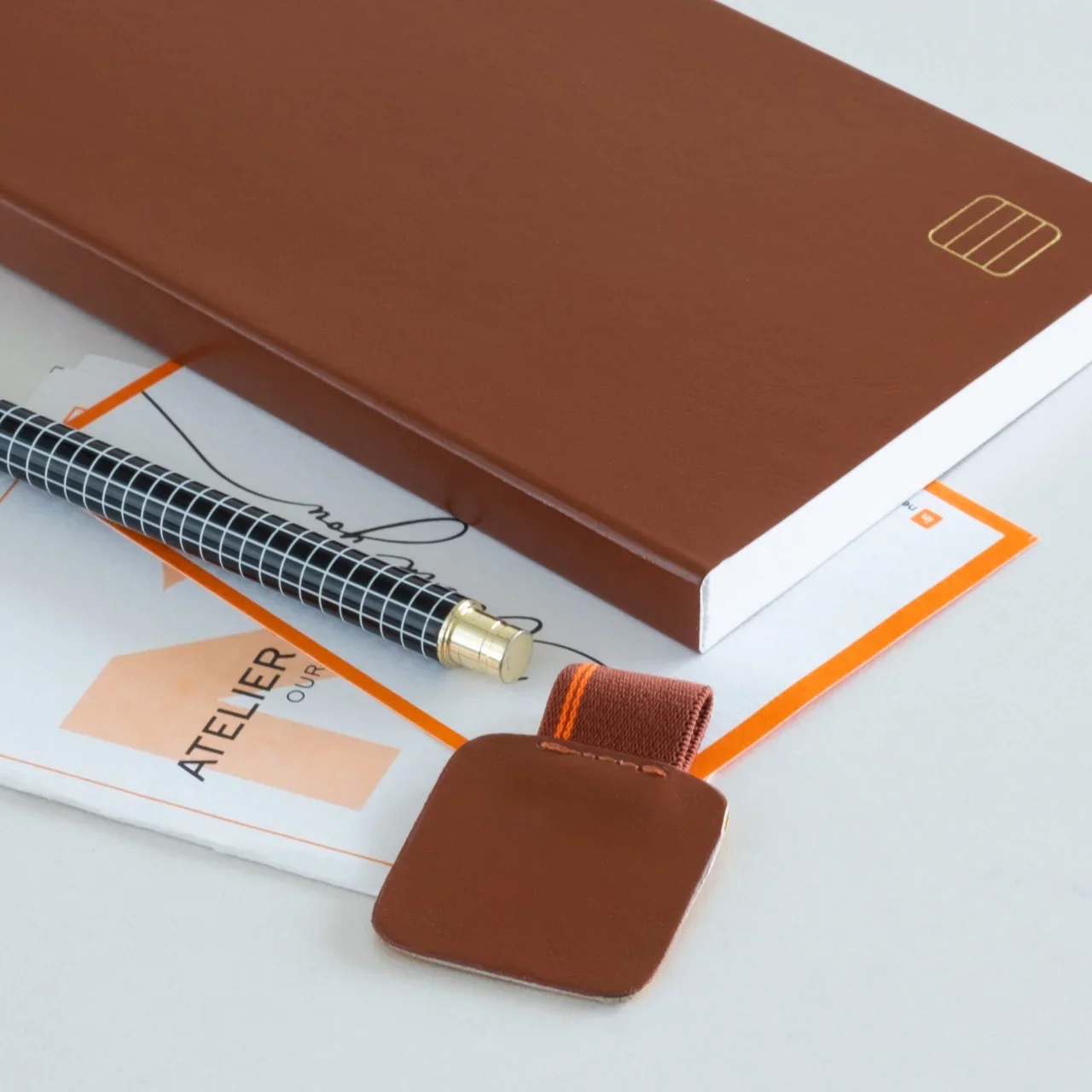 PEN LOOP - LEATHERETTE - Image 15