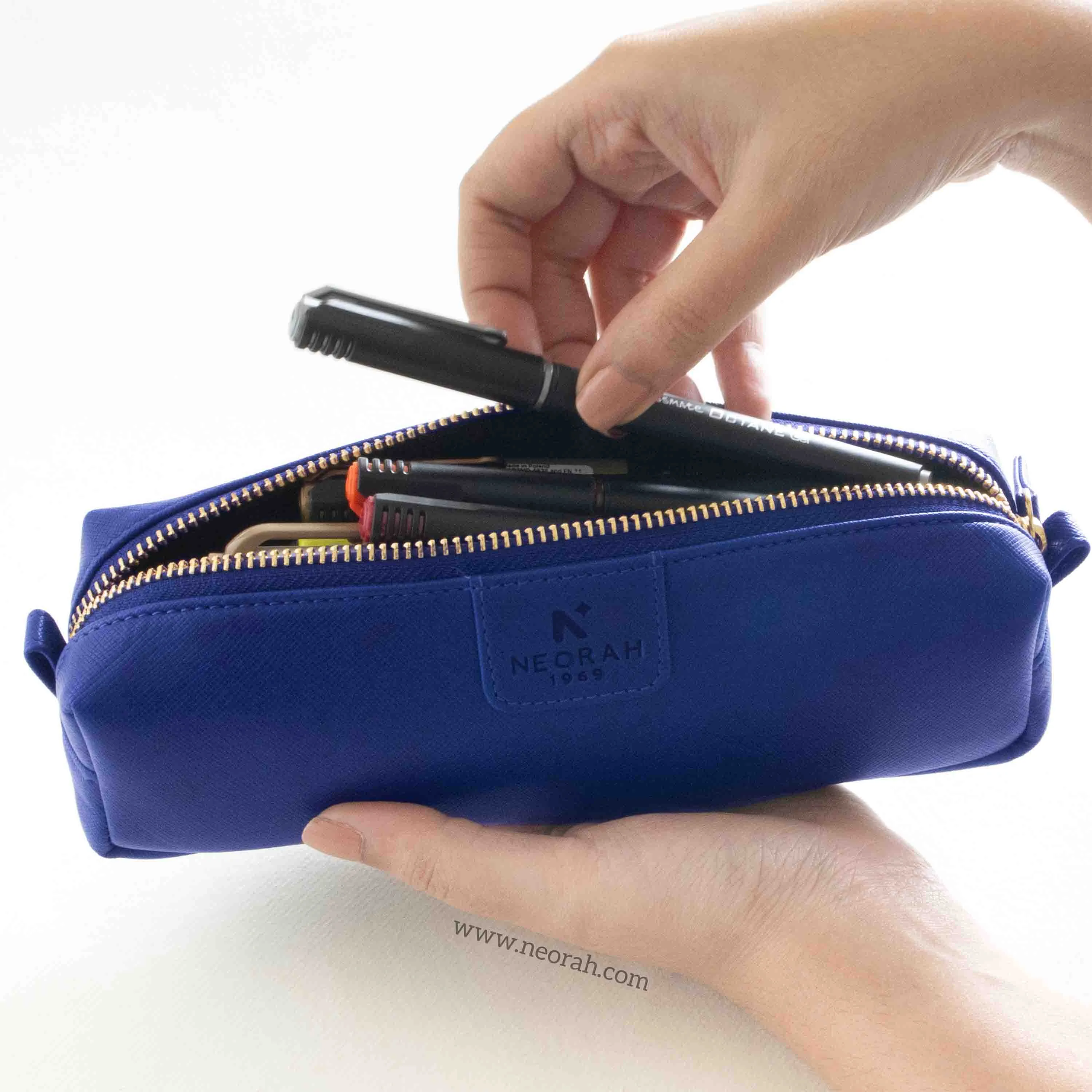 PEN POUCH - SQUARE - Image 47