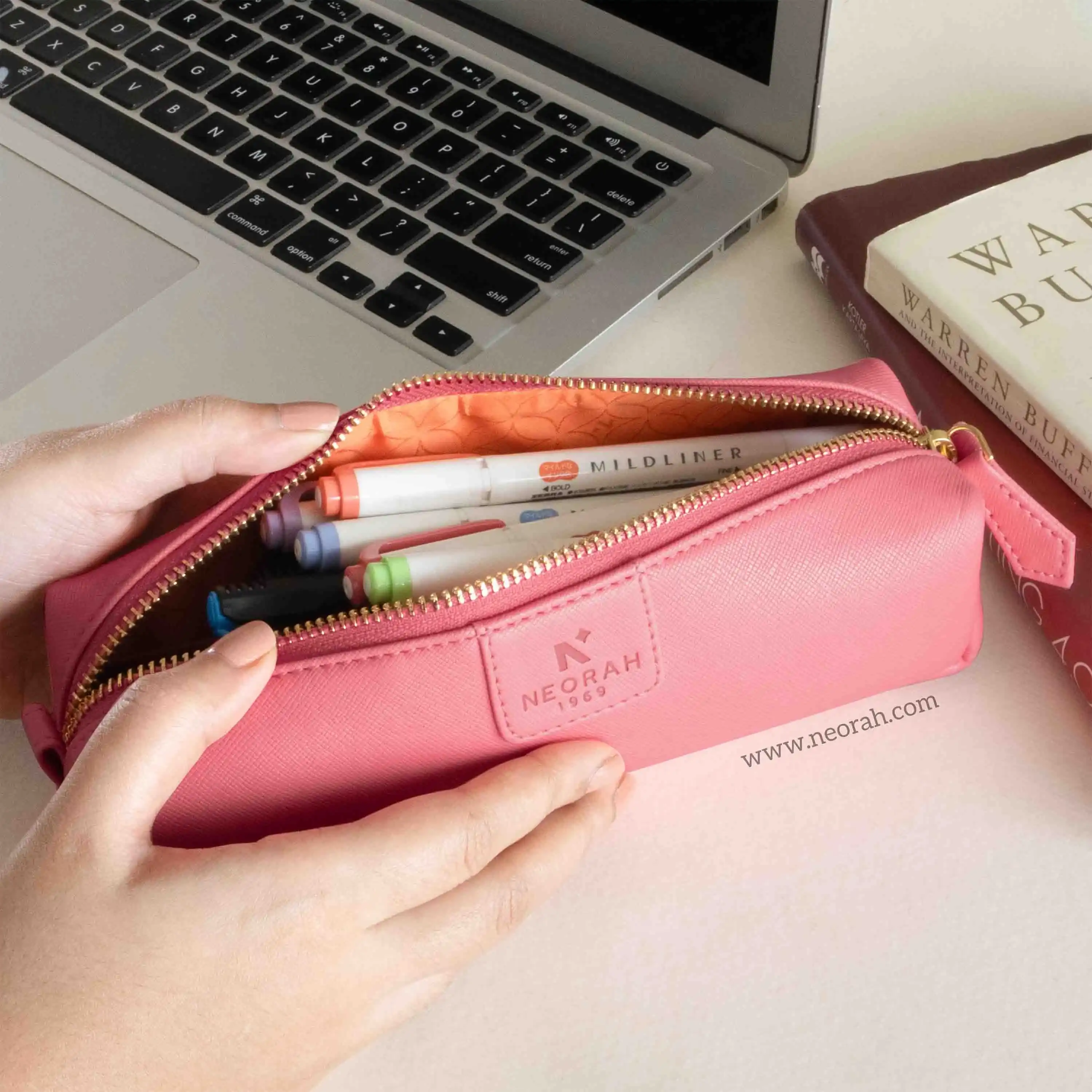 PEN POUCH - SQUARE - Image 91