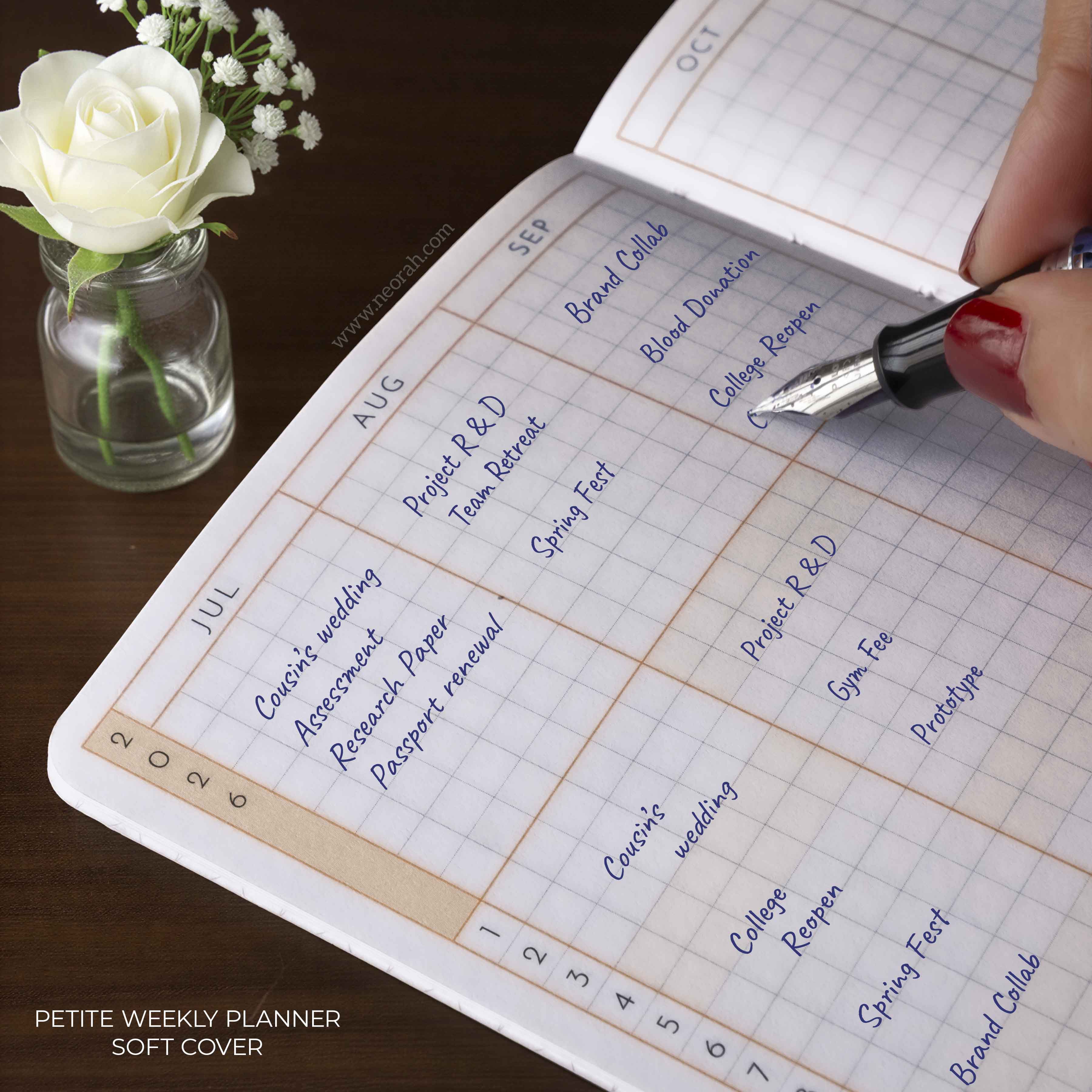 PETITE - 2026 - WEEKLY PLANNER - 176 PAGES - SOFT COVER - Image 13