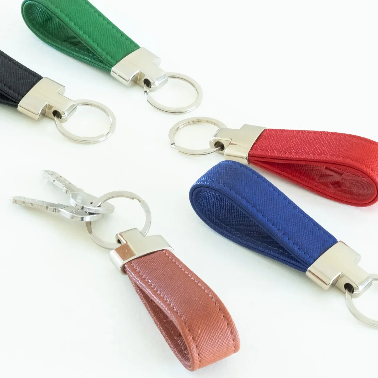 VEGAN LEATHER - METAL KEYCHAIN - Image 6