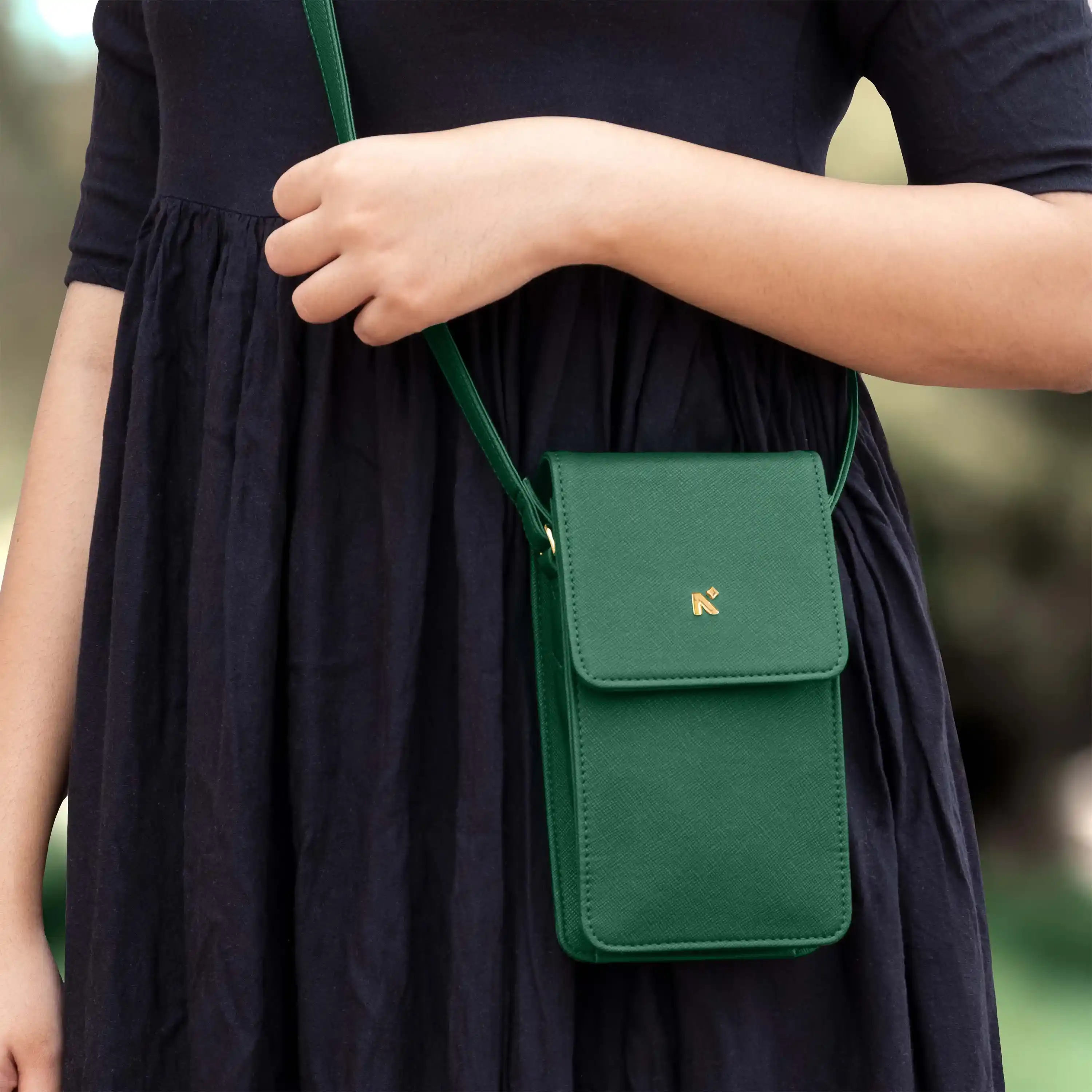 ELLA | SLING BAG - Image 19