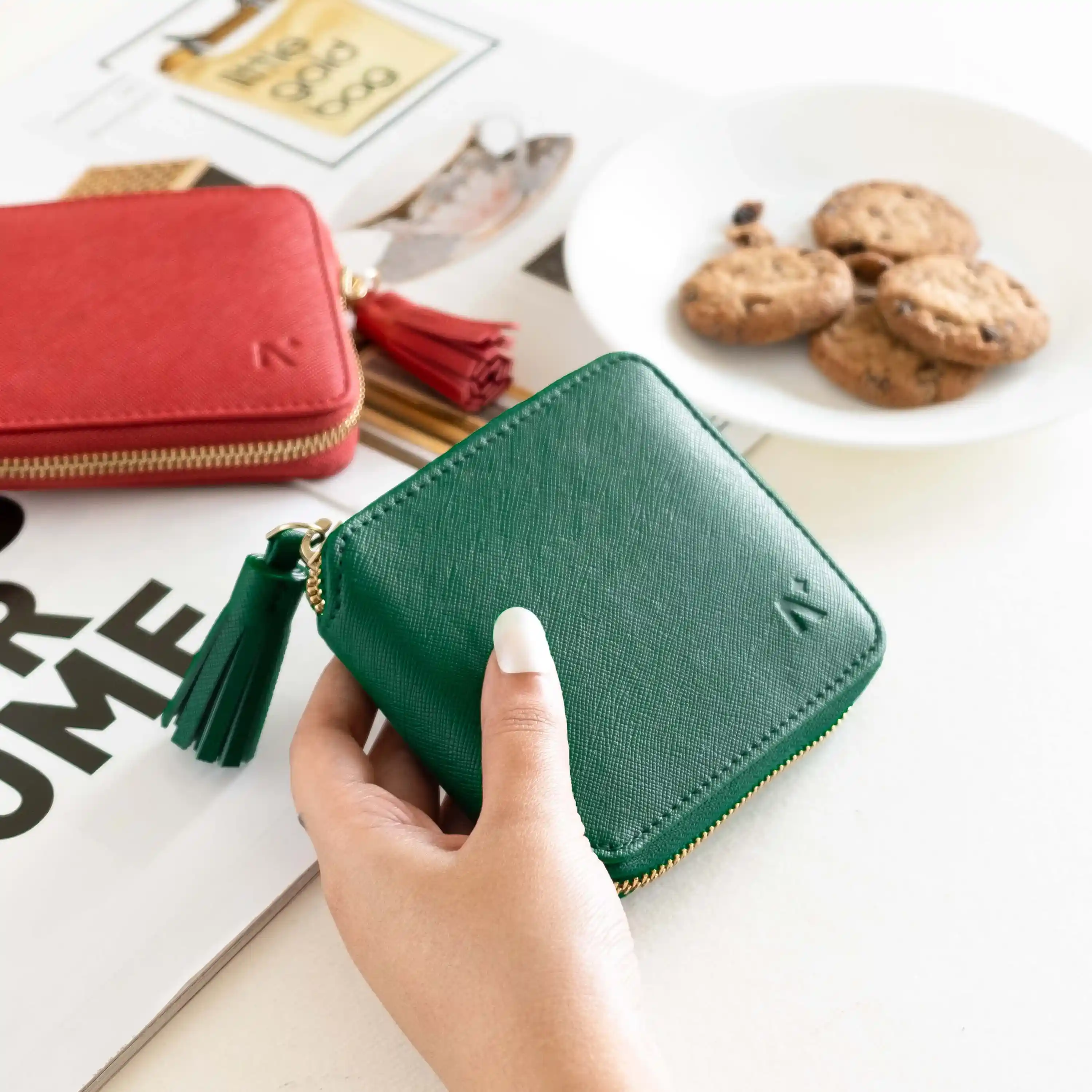 SVELTE – ZIPPER CARD & COIN POCKET WALLET - Image 72