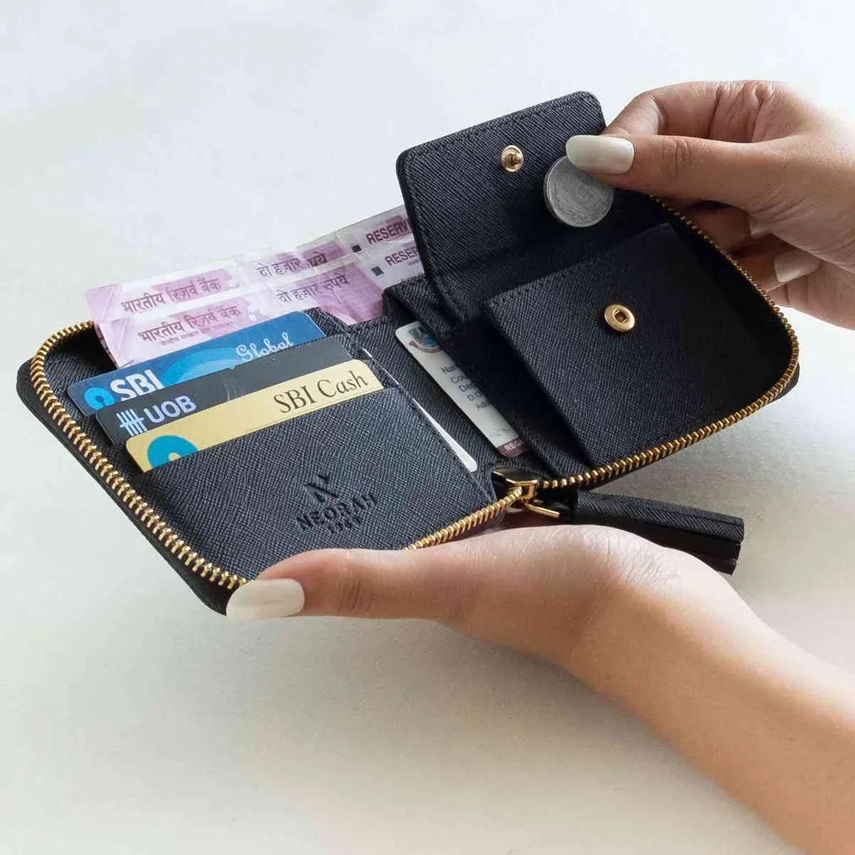 SVELTE – ZIPPER CARD & COIN POCKET WALLET - Image 98