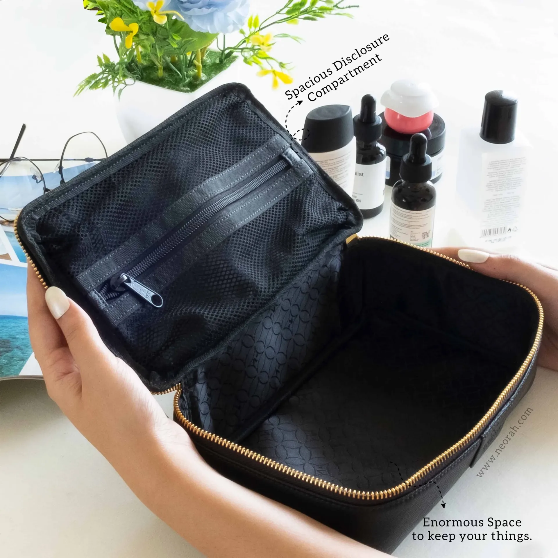 TRAVEL ORGANISER POUCH - Image 17