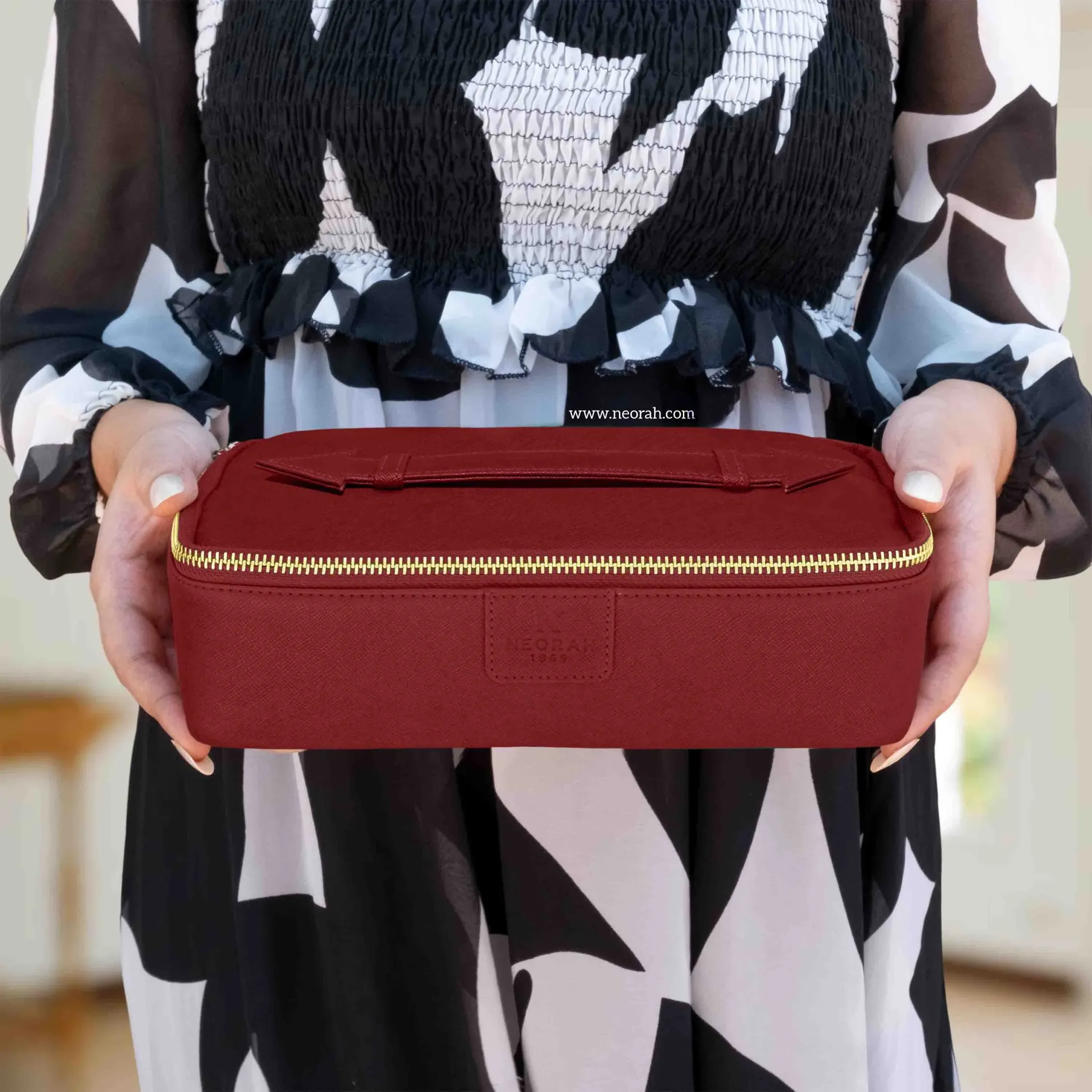 TRAVEL ORGANISER POUCH - Image 51