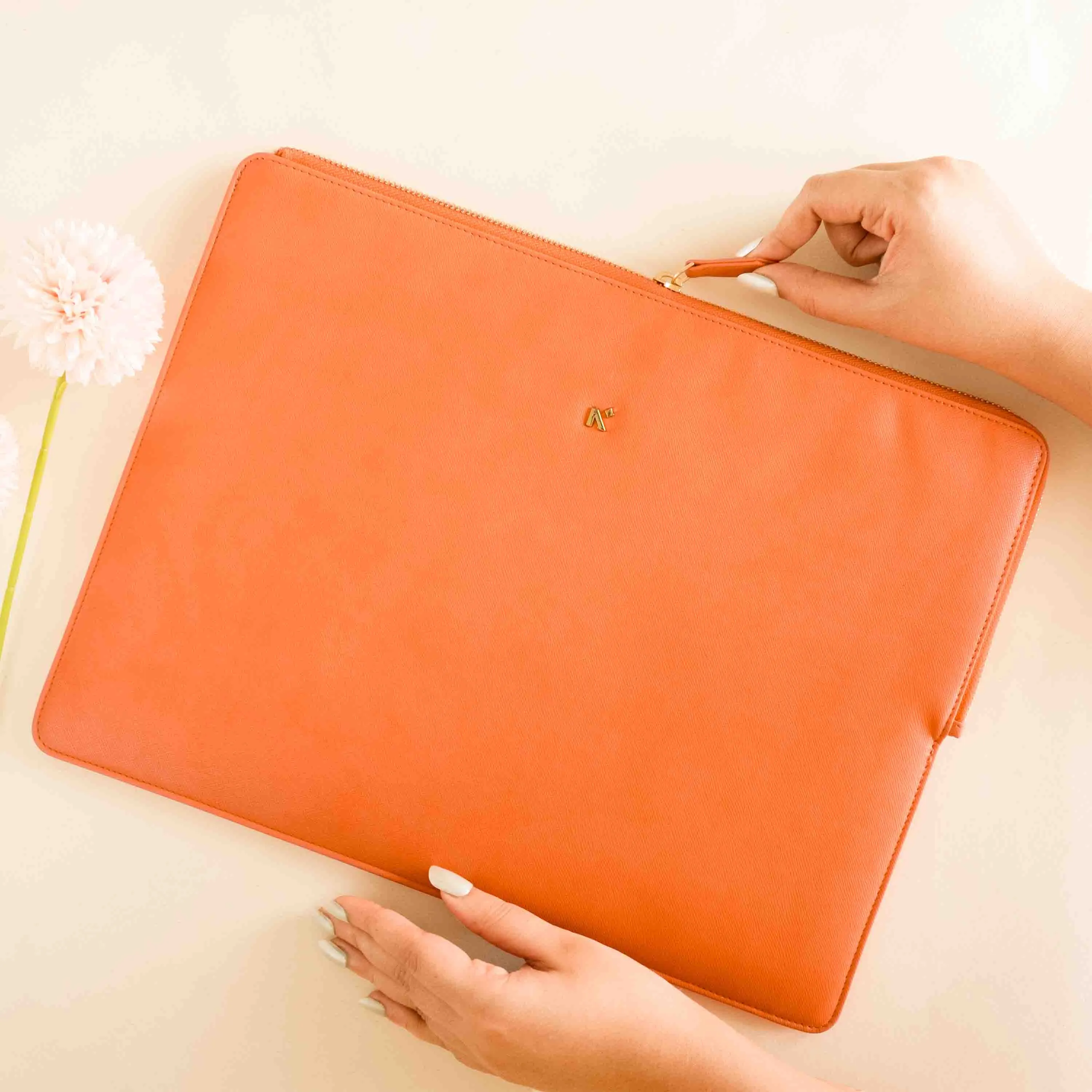 LAPTOP SLEEVE - ZIPPER CLOSURE - Image 30
