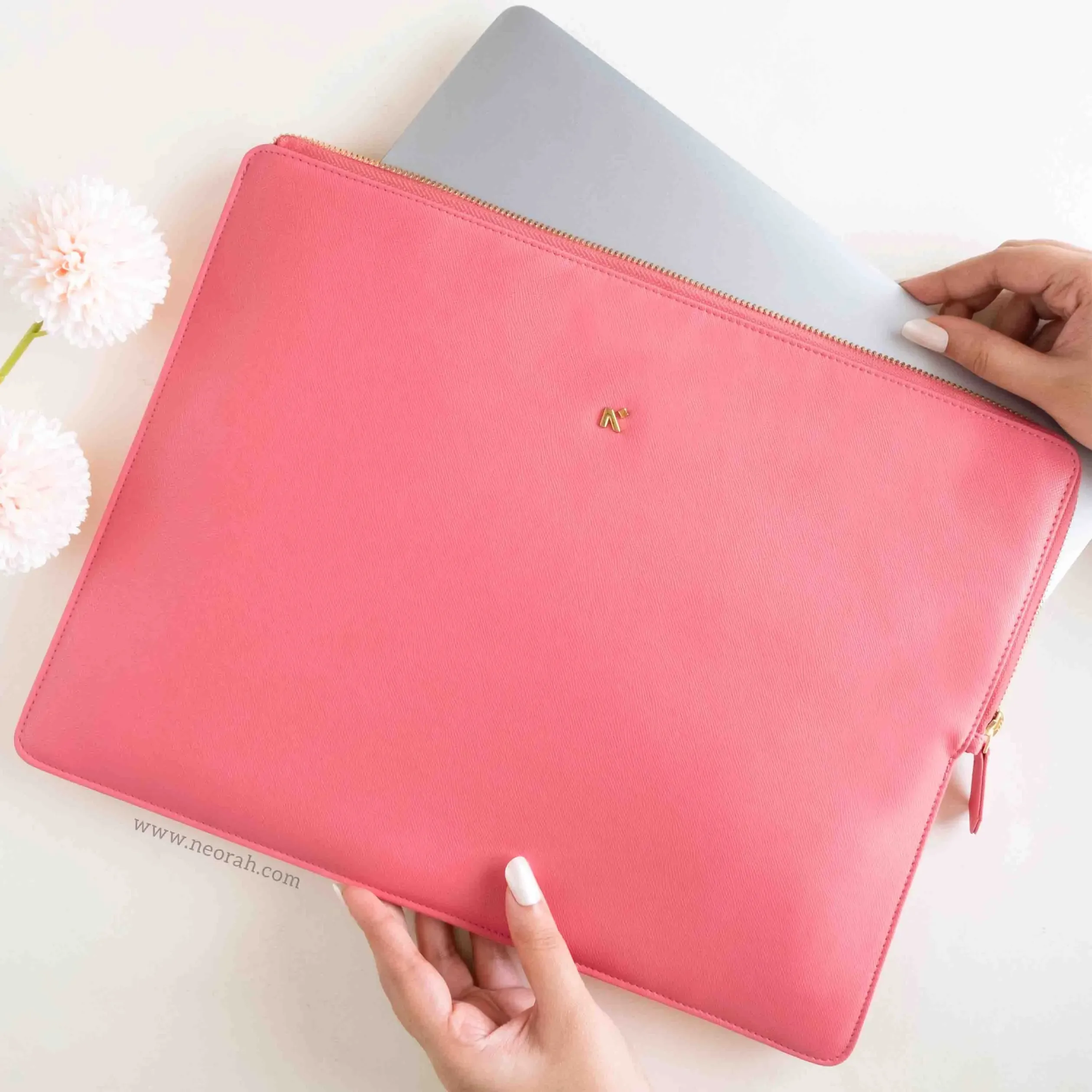LAPTOP SLEEVE - ZIPPER CLOSURE - Image 48