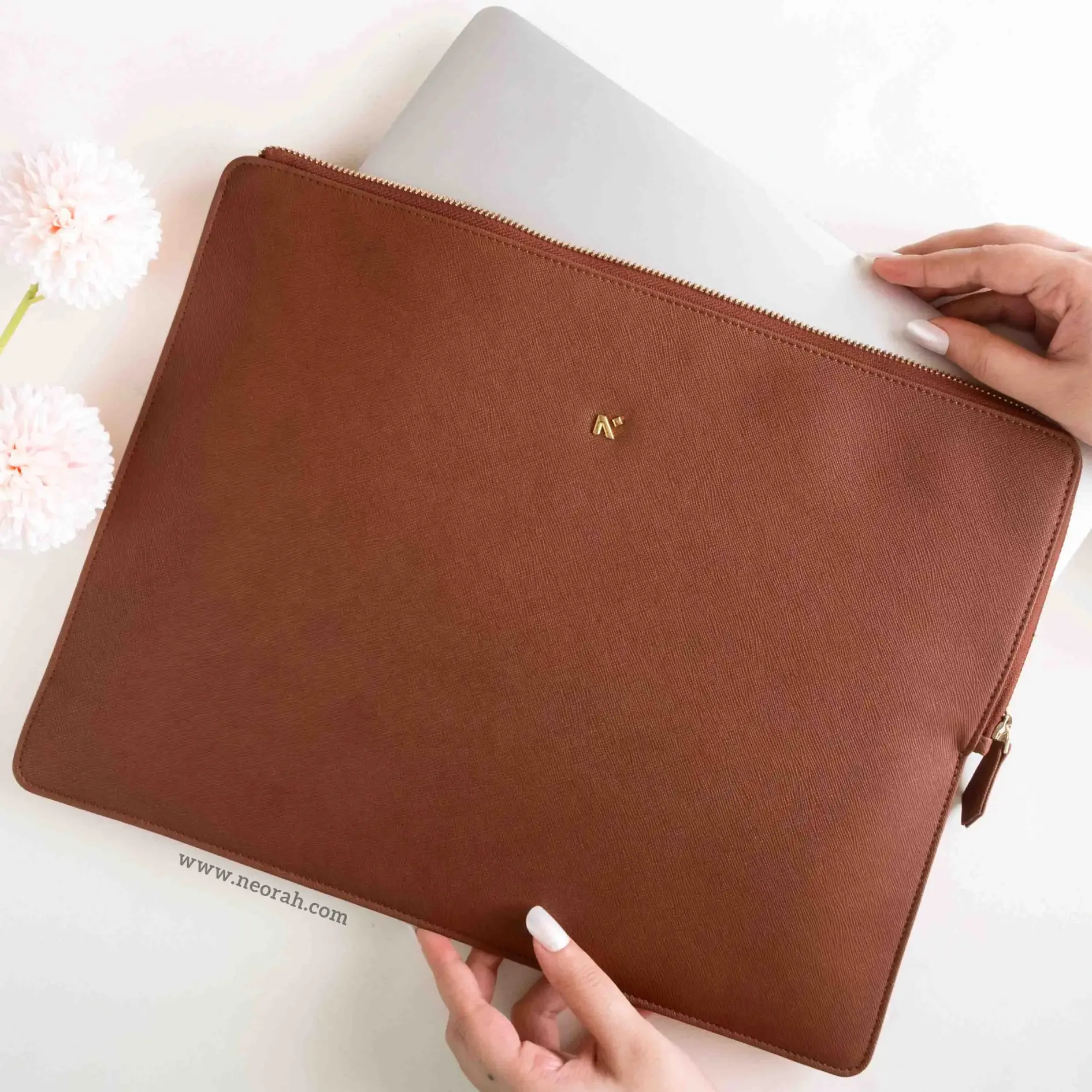 LAPTOP SLEEVE - ZIPPER CLOSURE - Image 9
